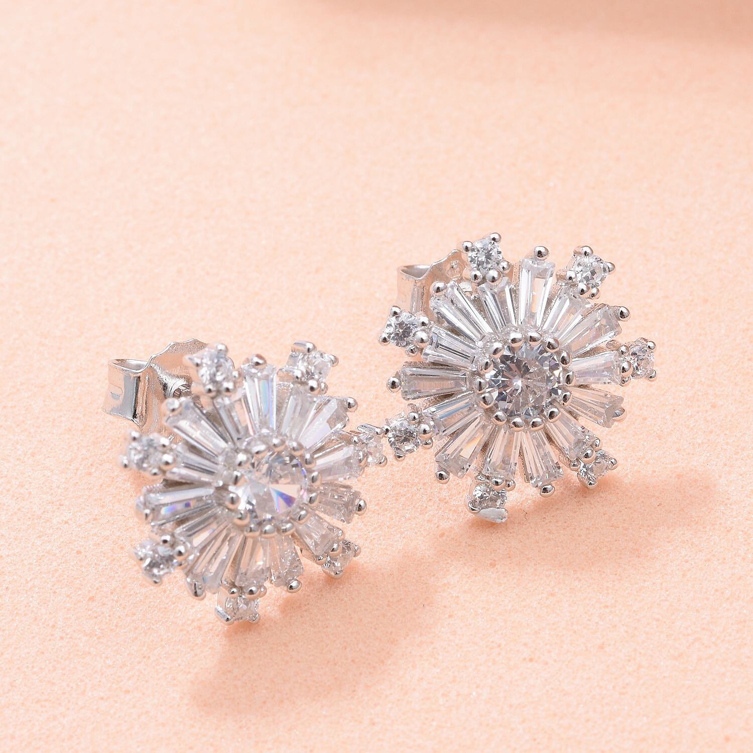 Lustro Stella - Cubic Zirconia  Earring in rhodium Sterling Silver