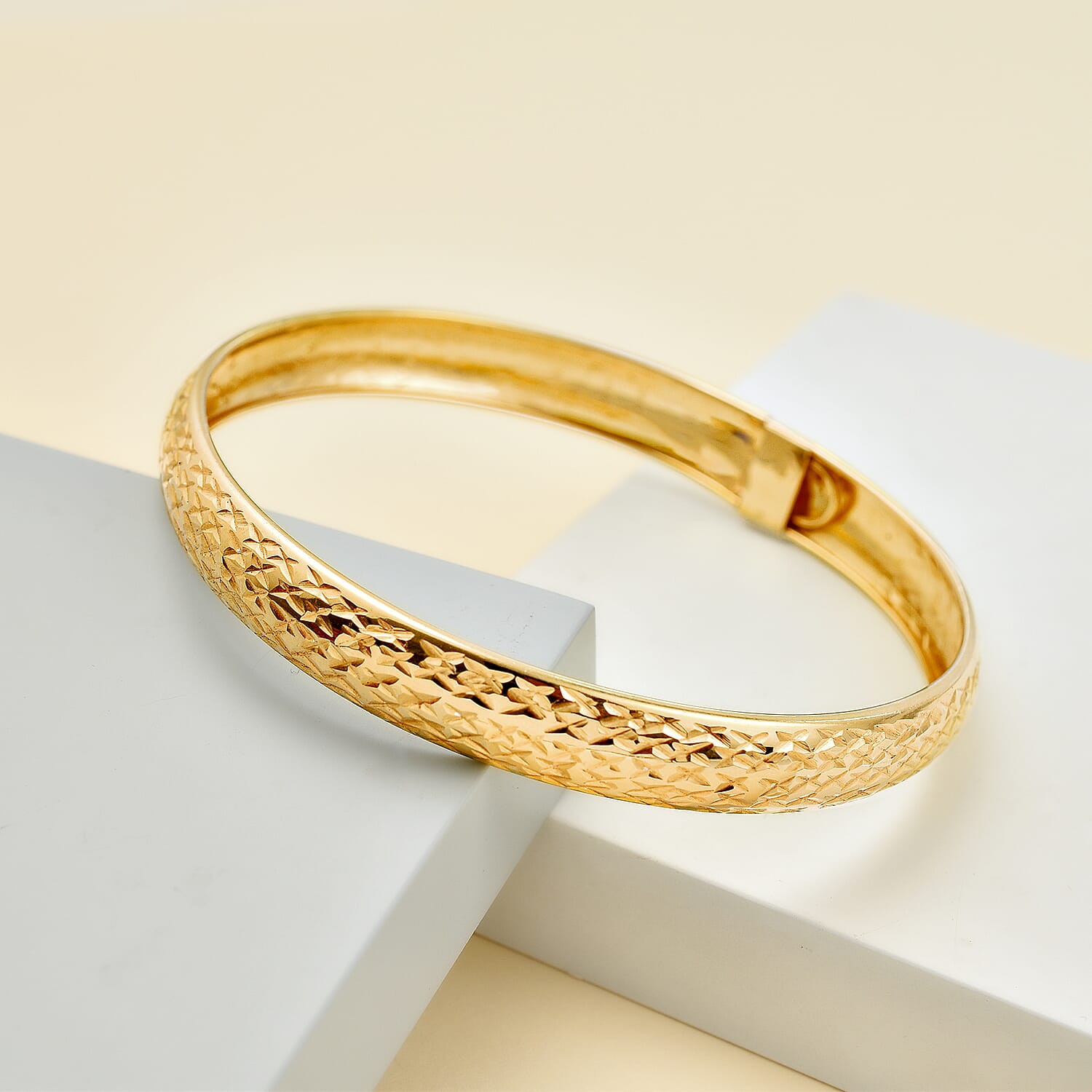JCK Vegas Closeout - Diamond Cut Bangle (Size - 7.5) in Yellow Gold Plated Sterling Silver