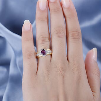 https://tjcuk.sirv.com/Products/78/1/7814842/Purple-Garnet-White-Zircon-Main-Stone-With-Side-Stone-Ring-in-18K-YG-V_7814842_2.jpg?w=342&h=342