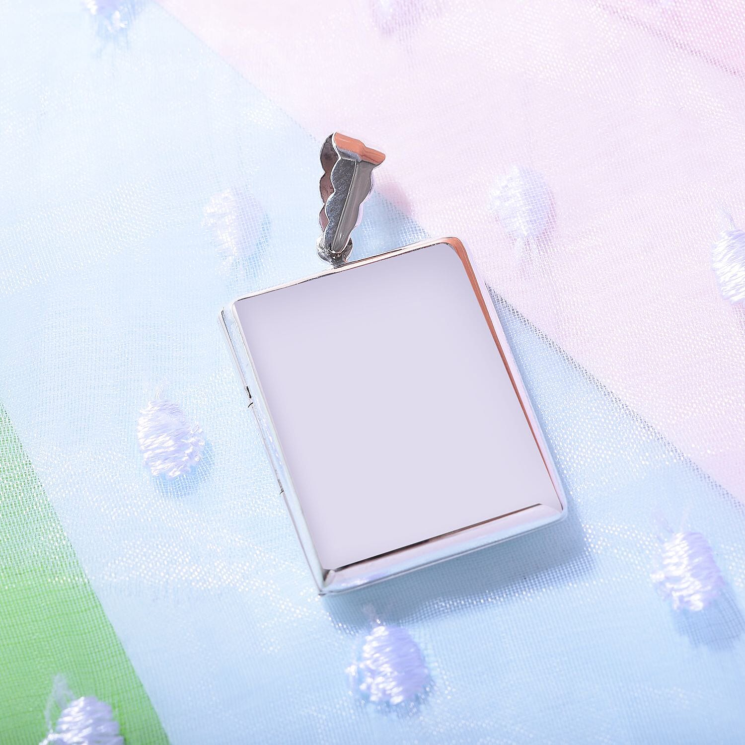 Thai Silver Square Locket Pendant, Silver wt. 8.30 Gms.