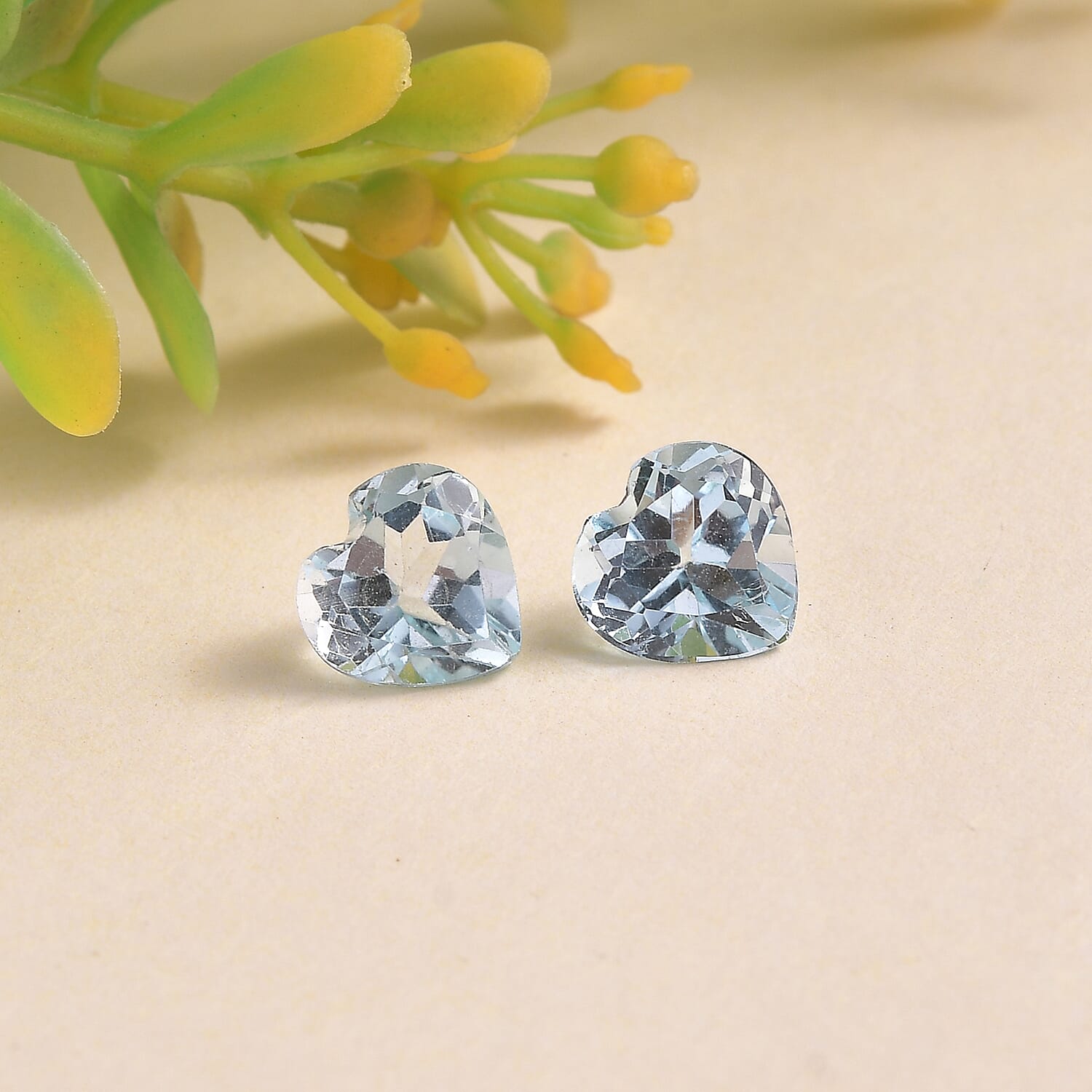 Skyblue Topaz Heart 7 mm