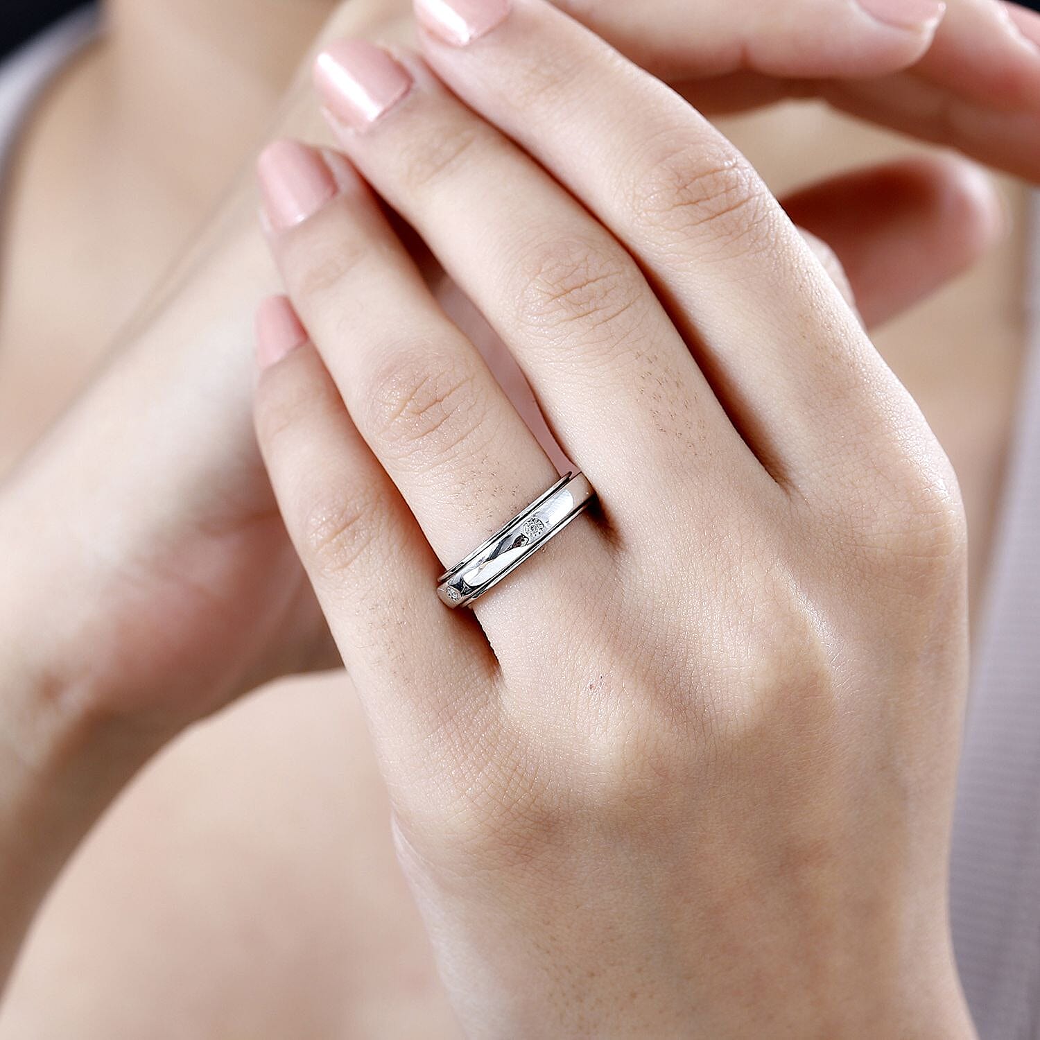 Natural Diamond Band Spinner Ring