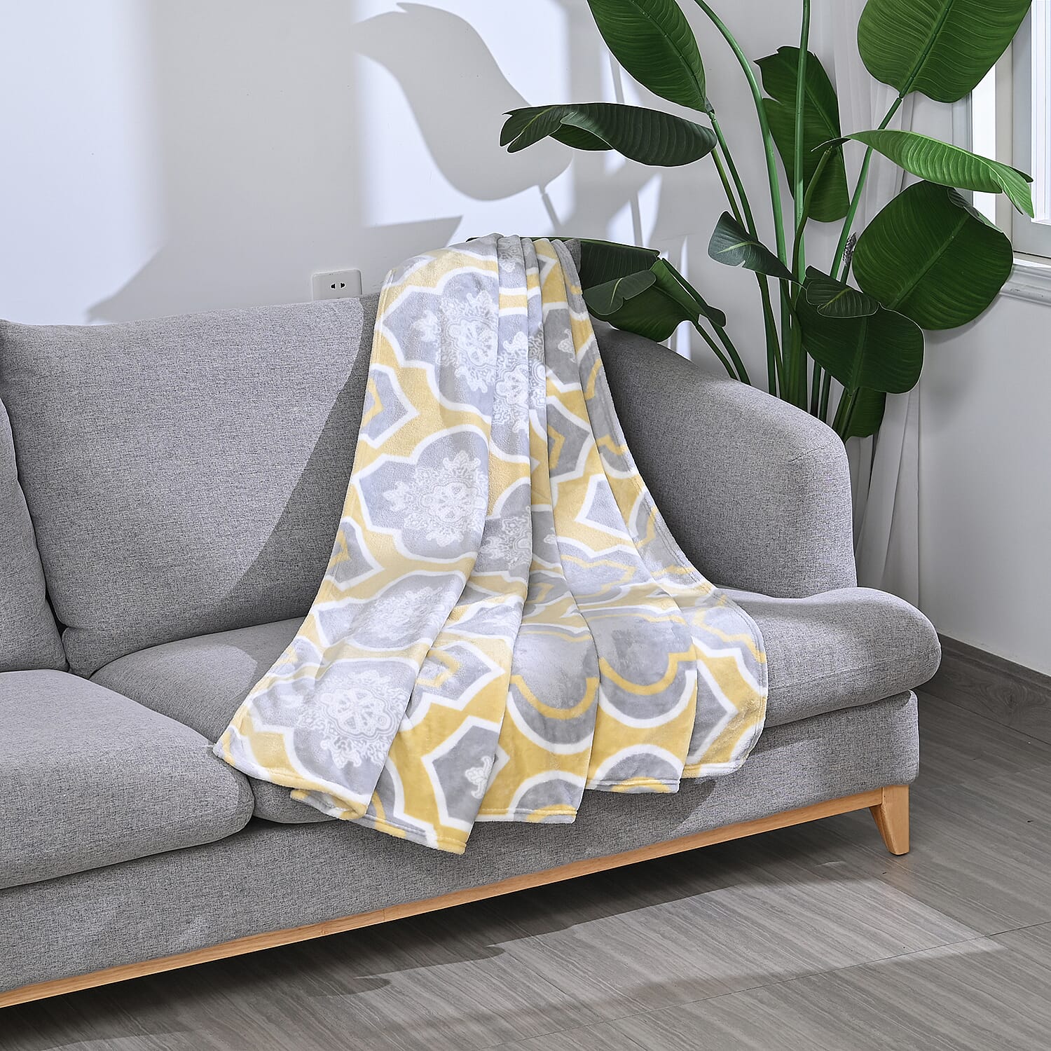 Luxury Printed Blanket (Size 200x150 cm) - Multi Color & White