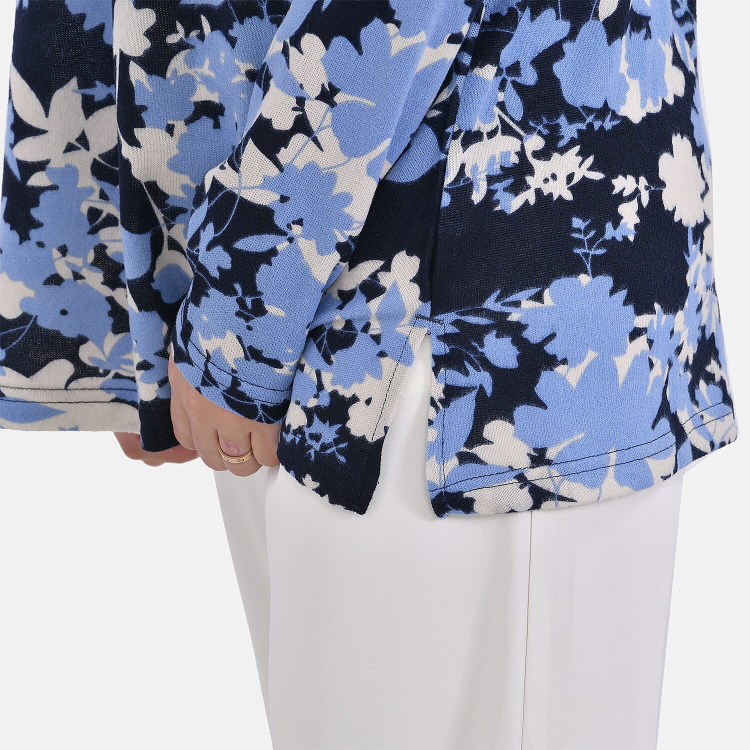 La Marey Jersey Floral Top Size 8-20 - Blue