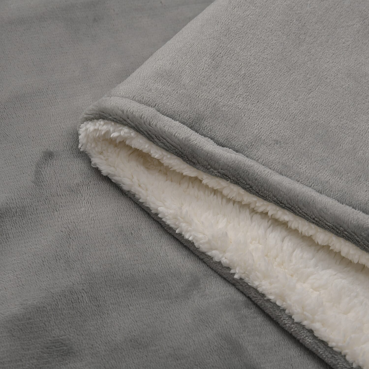 Homesmart Super Cozy Ultra Warm Wearable Sherpa Heated Fleece Solid Throw Blanket with 3 Heating Levels Homesmart Super Cozy Ultra Warm Wearable Sherpa Heated Fleece Solid Throw Blanket with 3 Heating Levels