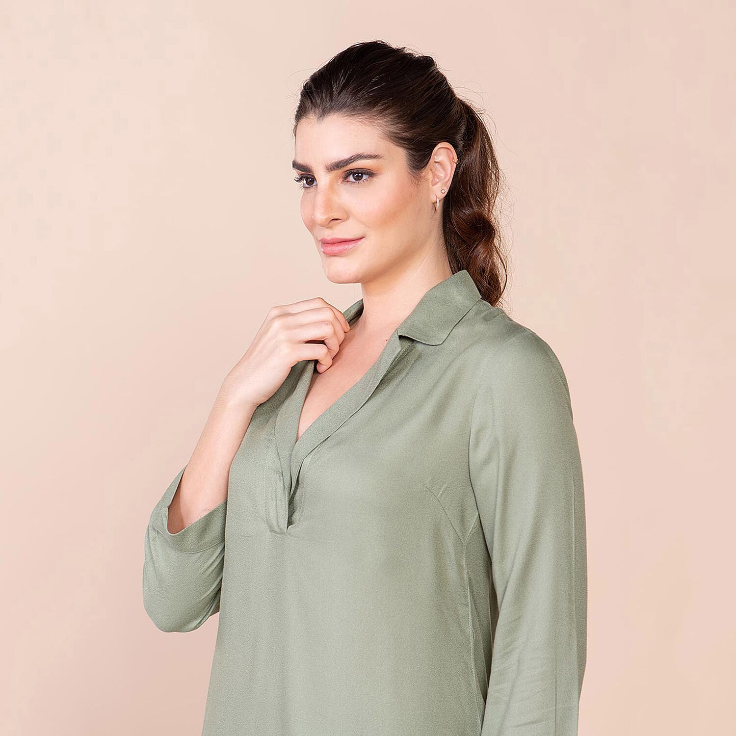 TAMSY 100% Viscose Top (Size 10) - Olive Green