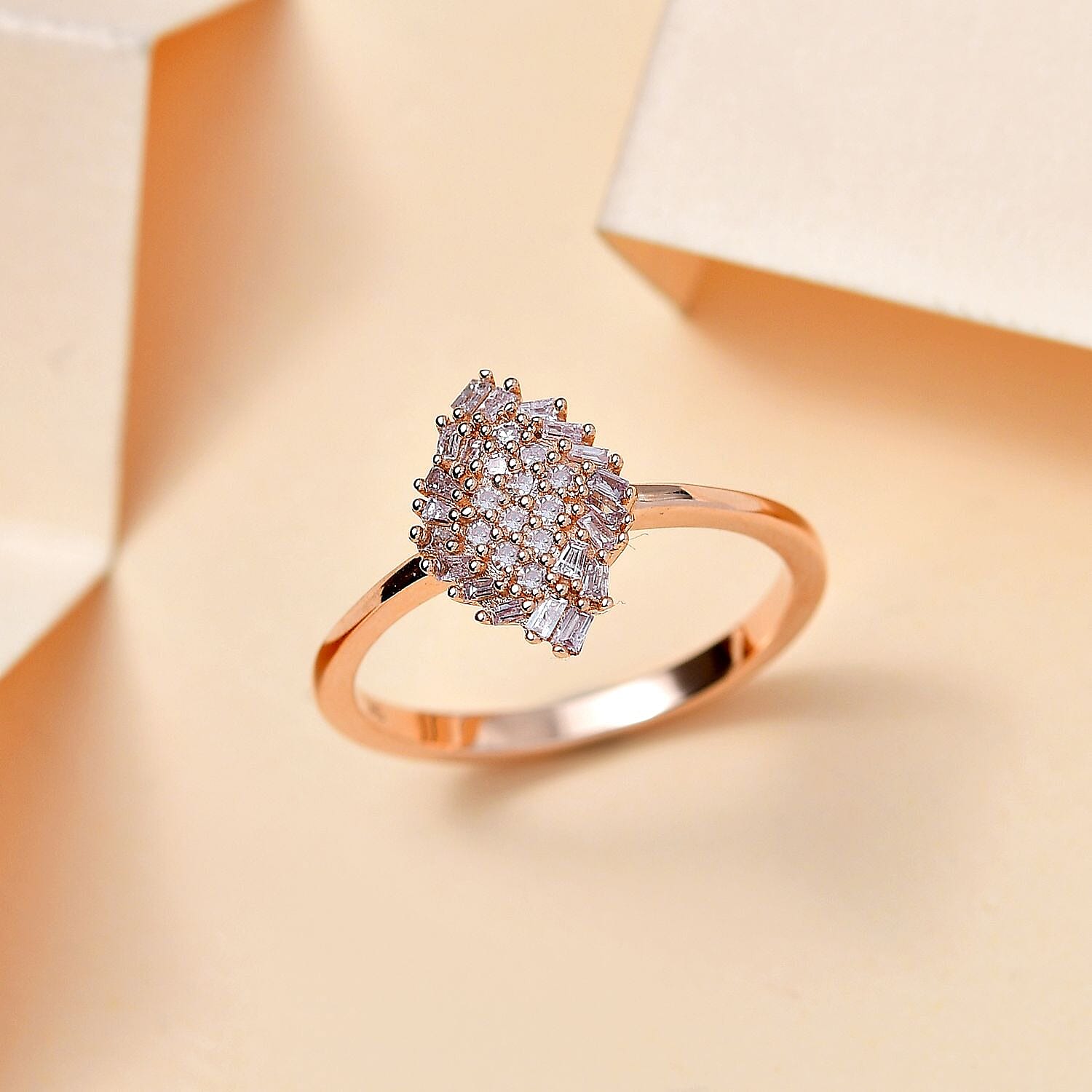 9K Rose Gold  I3   Pink Diamond  I3 Cluster Ring 0.25 ct,  Gold Wt. 2.2 Gms  0.236  Ct.