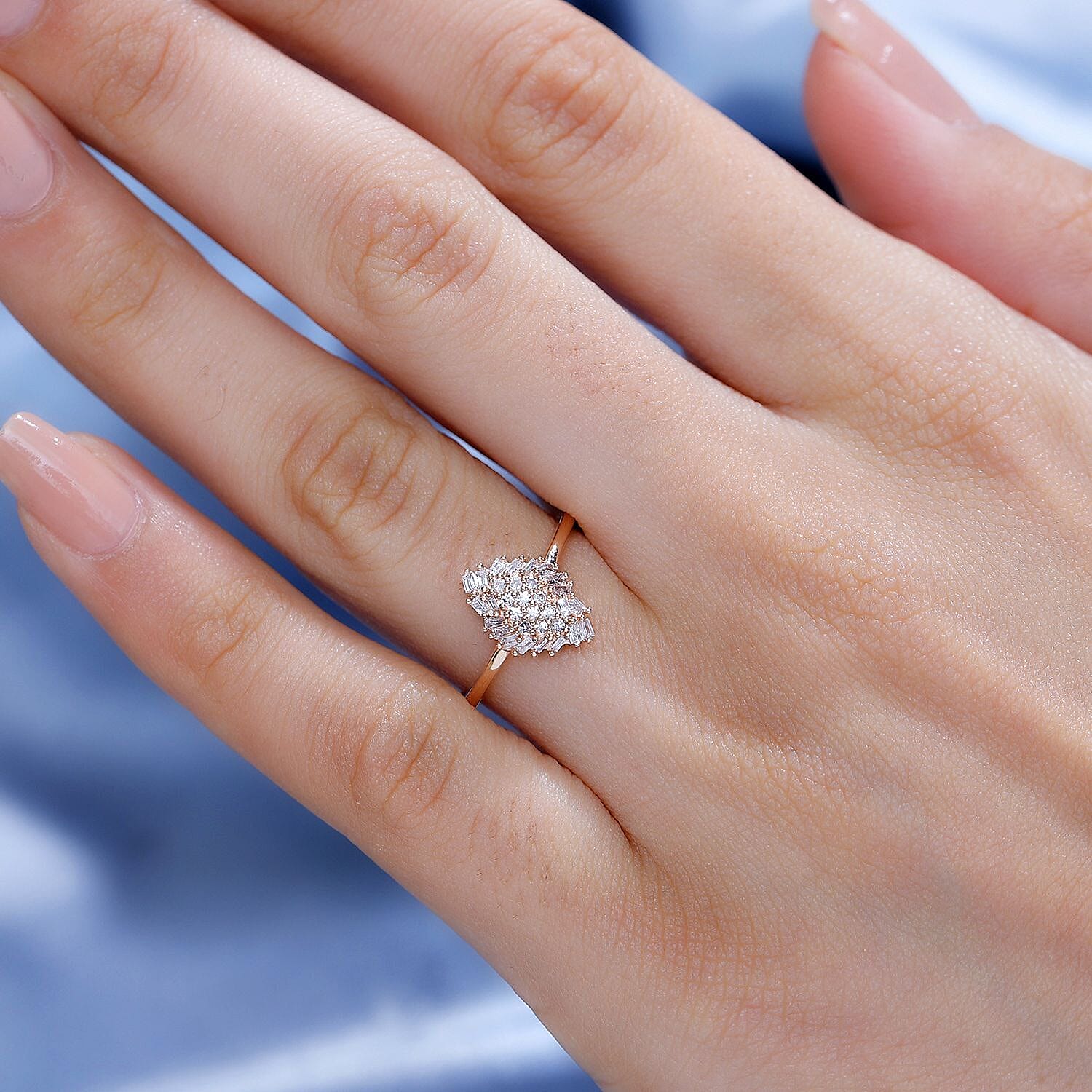 9K Rose Gold  I3   Pink Diamond  I3 Cluster Ring 0.25 ct,  Gold Wt. 2.2 Gms  0.236  Ct.