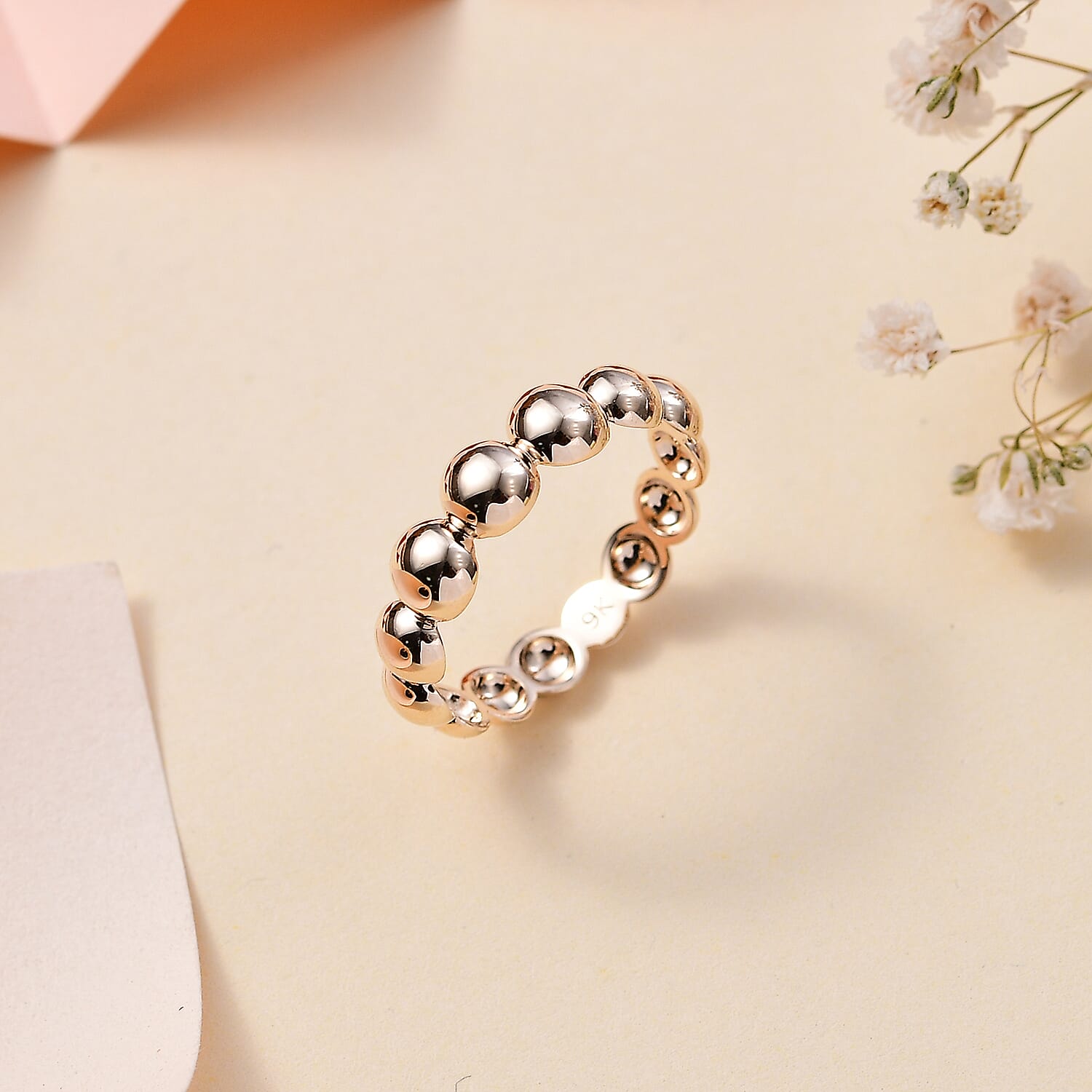 9K Yellow Gold  Fancy Ring,  Gold Wt. 1.61 Gms