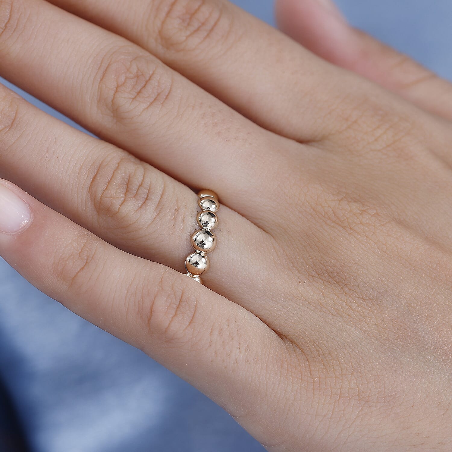 9K Yellow Gold  Fancy Ring,  Gold Wt. 1.61 Gms