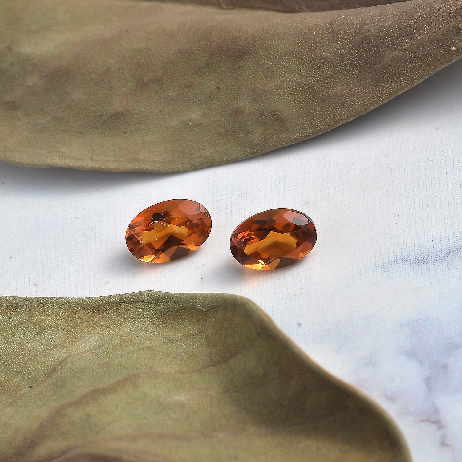 Madeira Citrine Oval 6x4 mm