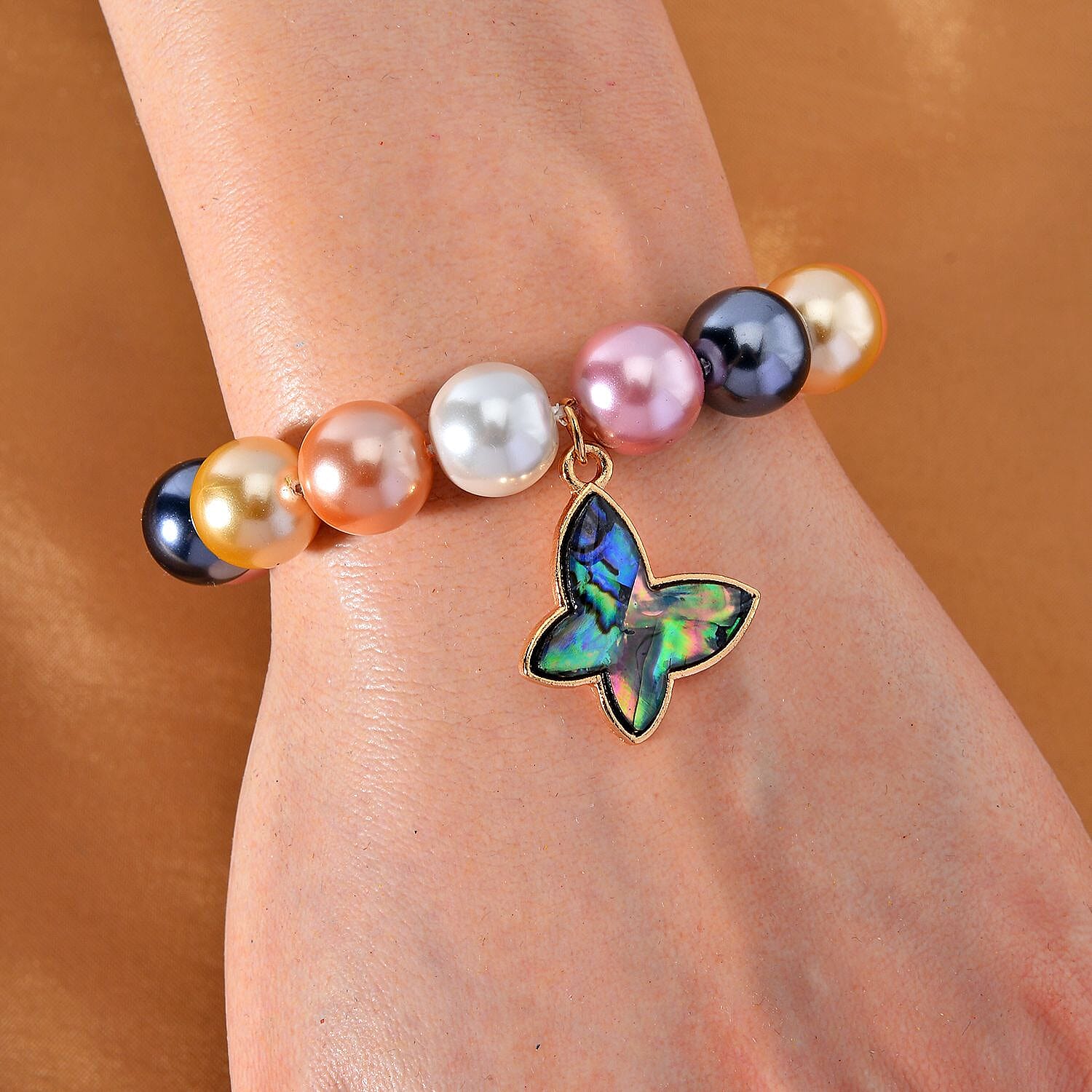 Pastel Multi Colour Shell Pearl Beads & Abalone Shell Butterfly Bracelet (Size 7 Stretchable) 198.00 Ct.