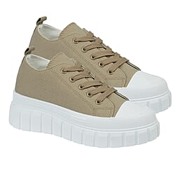 Urban Jacks Ladies CHICAGO Lace Up Canvas On Chunky Cleated Sole