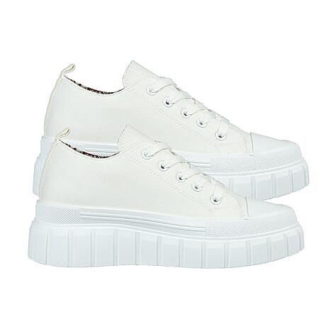 Urban Jacks Ladies Shoe (Size 6) - White