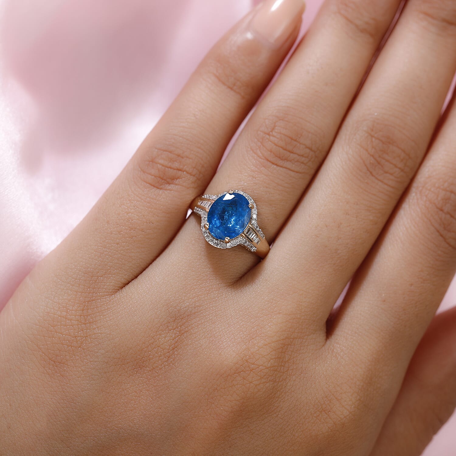 9K Yellow Gold Neon Apatite and Diamond Halo Ring 3.03 Ct.