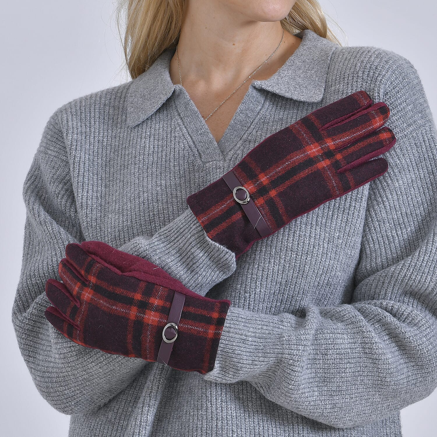 Winter Fashion Must Have - Designer Inspiration - CASHMERE Gloves - Wine Red