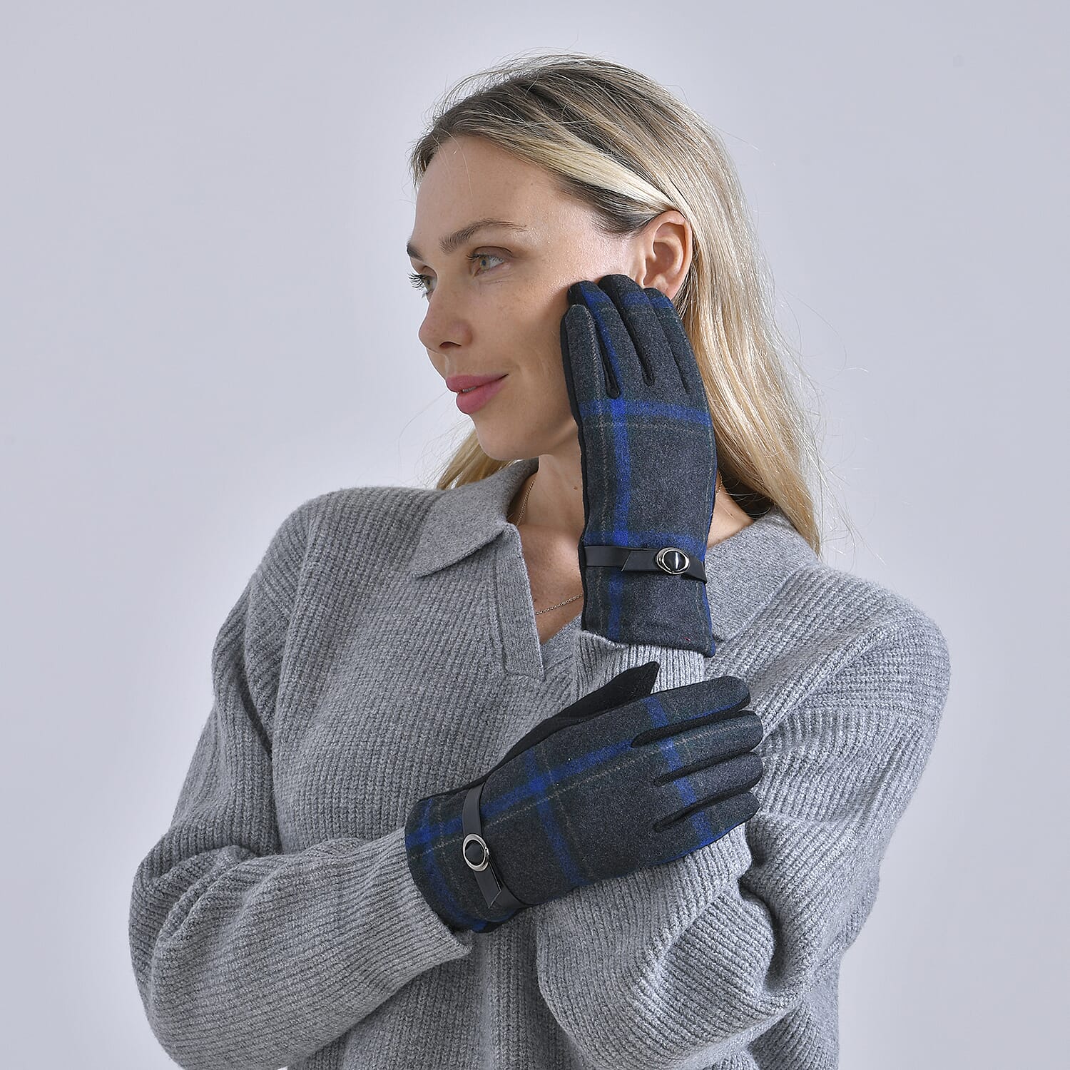 Winter Fashion Must Have - Designer Inspiration - CASHMERE Gloves - Navy & Brown