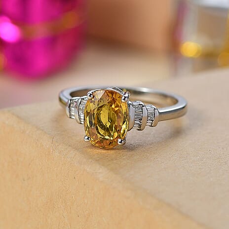 RHAPSODY 950 Platinum AAAA Chantaburi Yellow Sapphire with White Diamond (VS-EF) Ring 2.56 Ct,