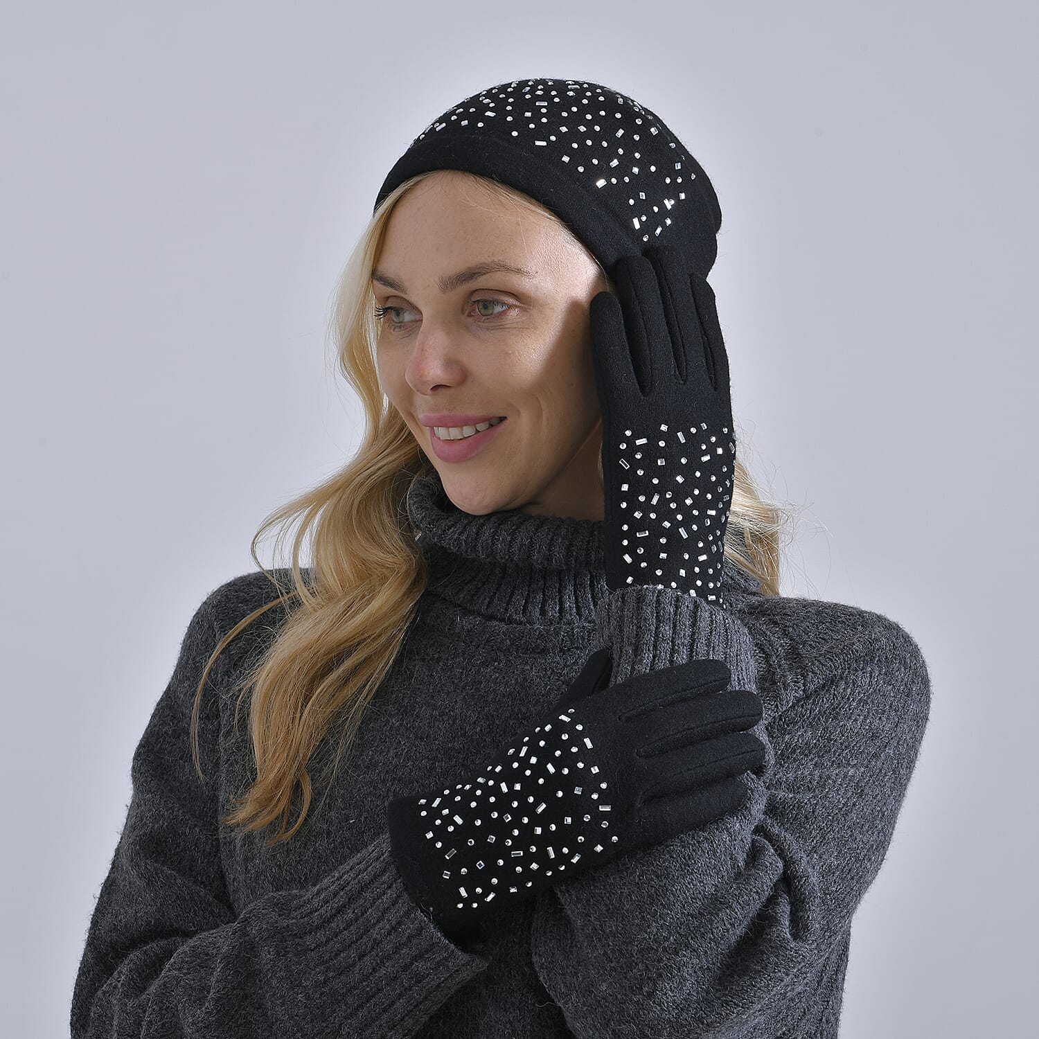 Set of 2 Crystal Pattern Hat & Gloves