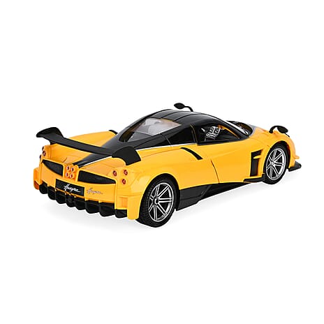 5 Function Remote Control Racing Car With Front & Rear Lights - Yellow