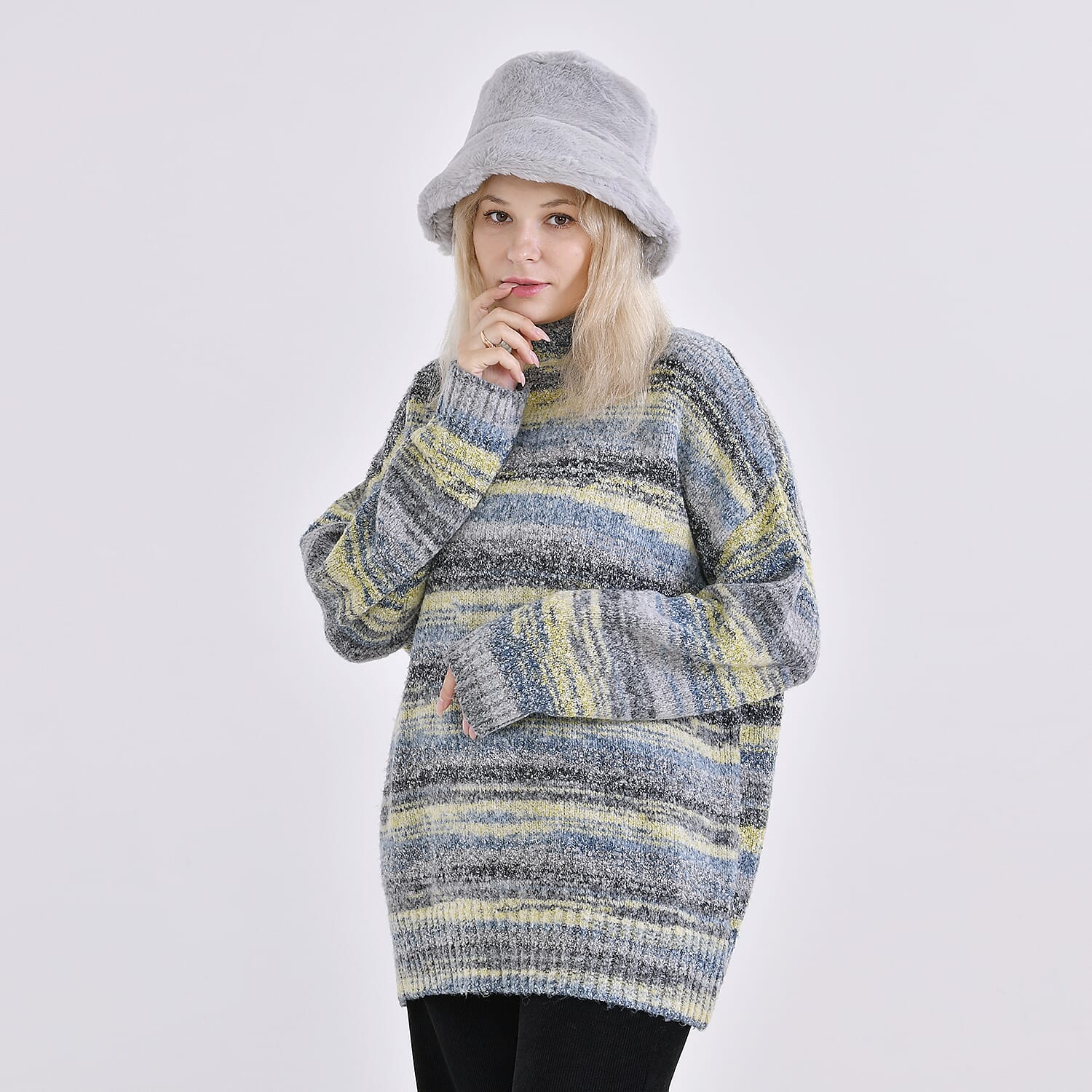 Lightweight and Cozy Hat - Grey