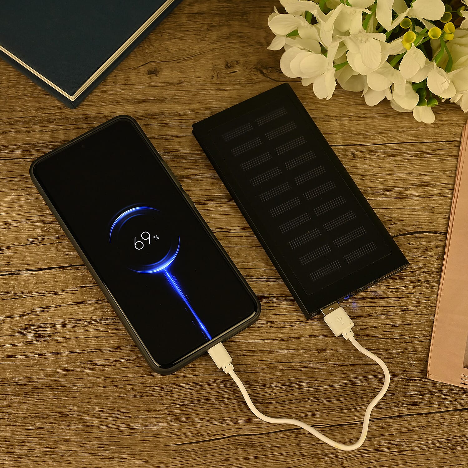 5000mAh Power Bank with Solar Panel - Mountaineering Buckle - Black