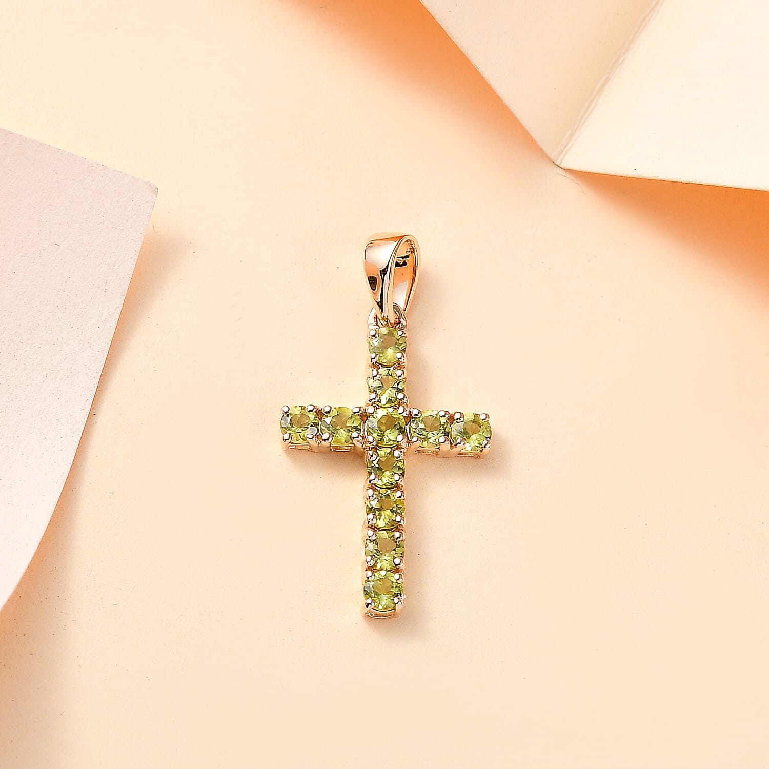 9K Yellow Gold  AA   Peridot  Pendant  Gold Wt. 0.8 Gms  0.869  Ct.