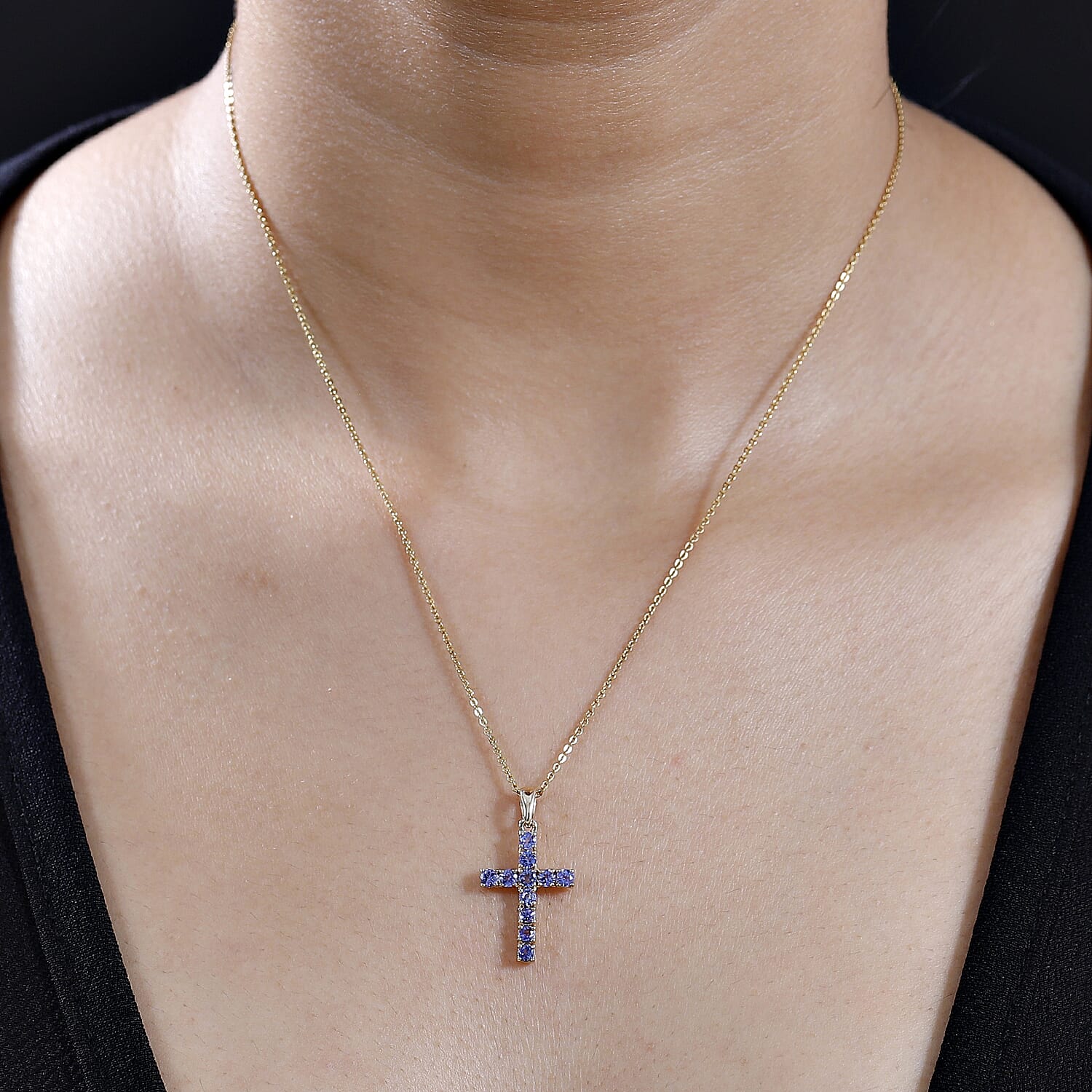 9K Yellow Gold  AA   Tanzanite  Pendant 0.69 ct,  Gold Wt. 0.87 Gms  0.693  Ct.