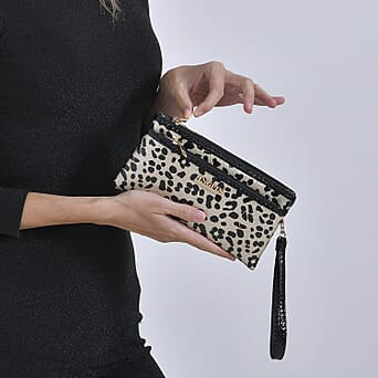 https://tjcuk.sirv.com/Products/78/4/7849602/Leatherette-Leopard-Pattern-Crossbody-Bag-Gold-Leopard_7849602_2.jpg?w=342&h=342