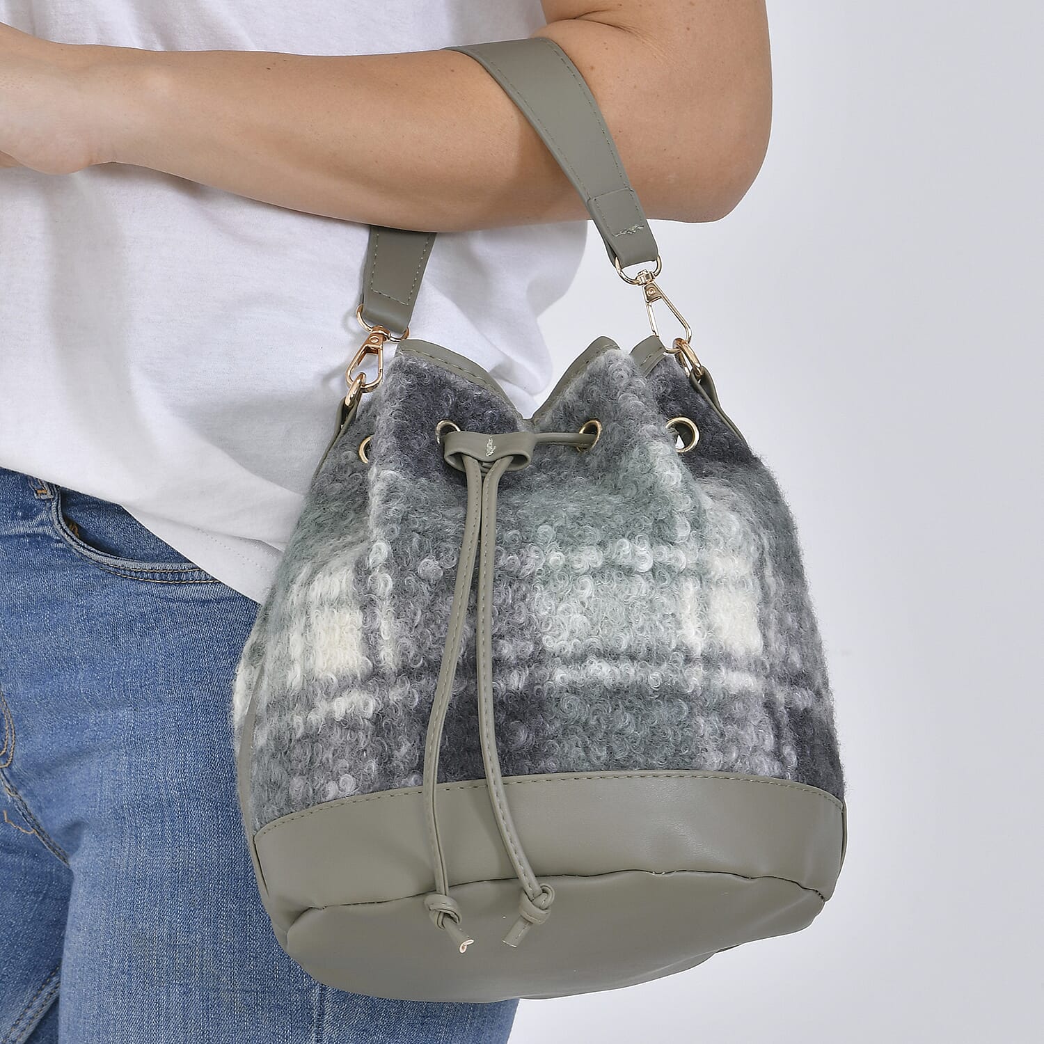 Crossbody Checkered Bucket Bag (Size 22x18x25 cm) - Green & Beige