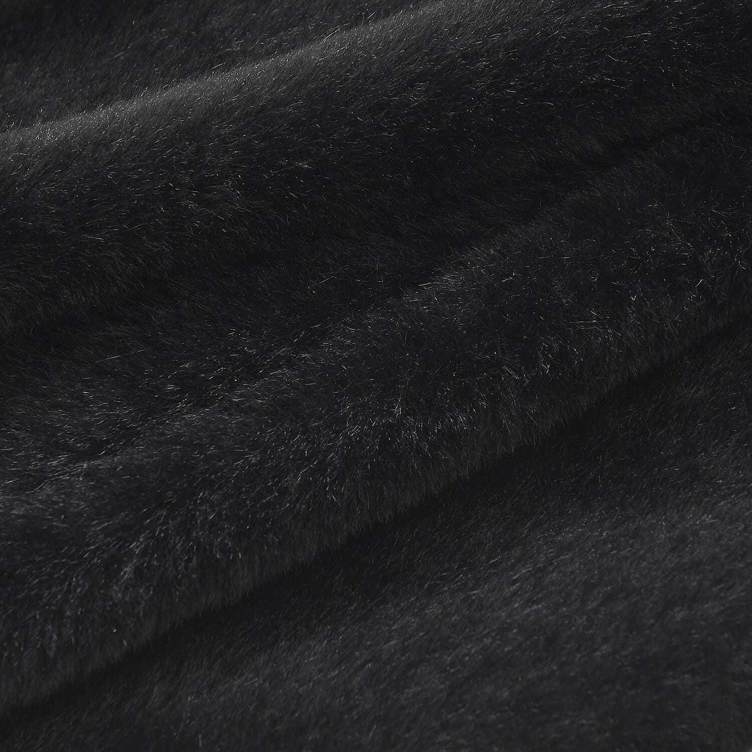 Super Soft Plush Hat and Scarf Set - Black