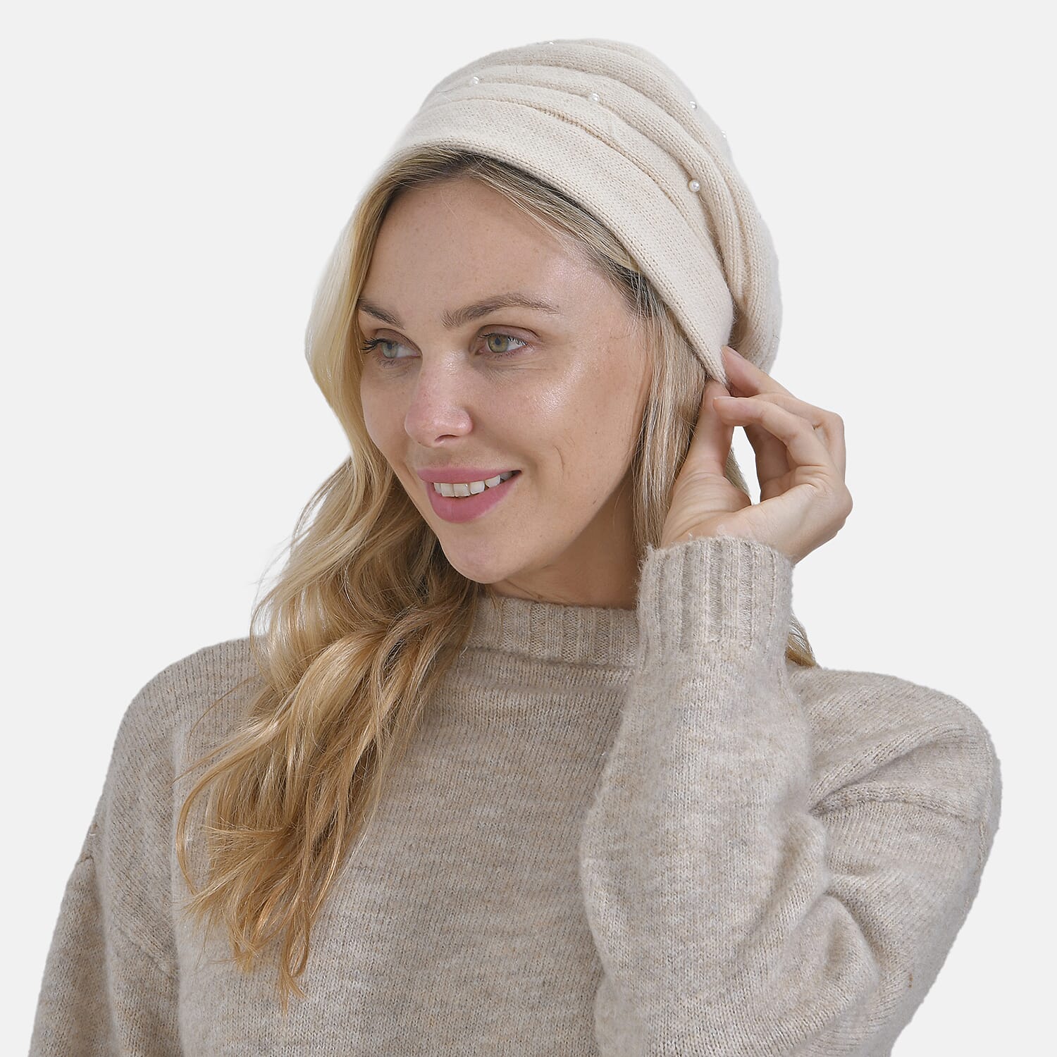Timeless Pearl-Adorned super Cozy Fashion Beret - Cream