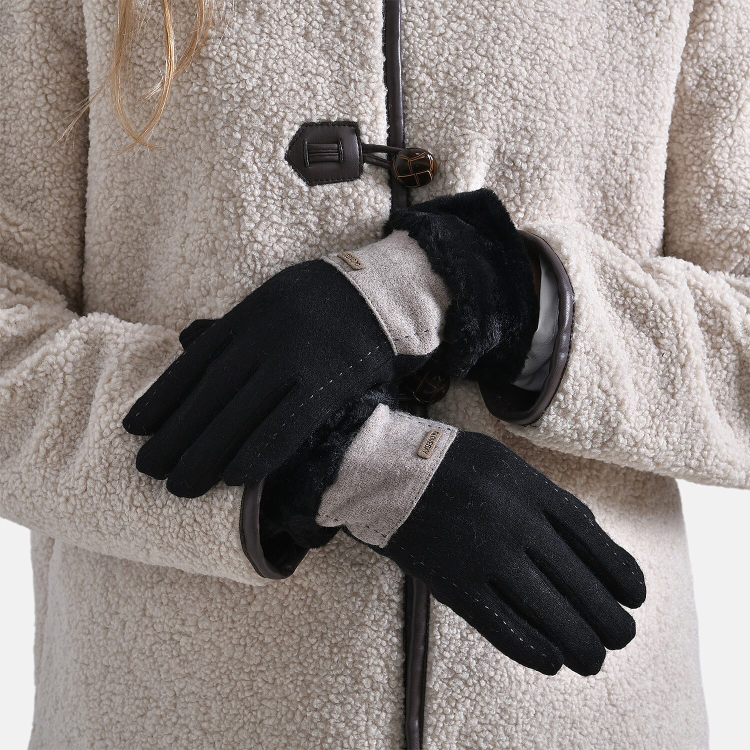 Styled-By-Glove-and-Mitten-Size-One-Size-Black-Grey