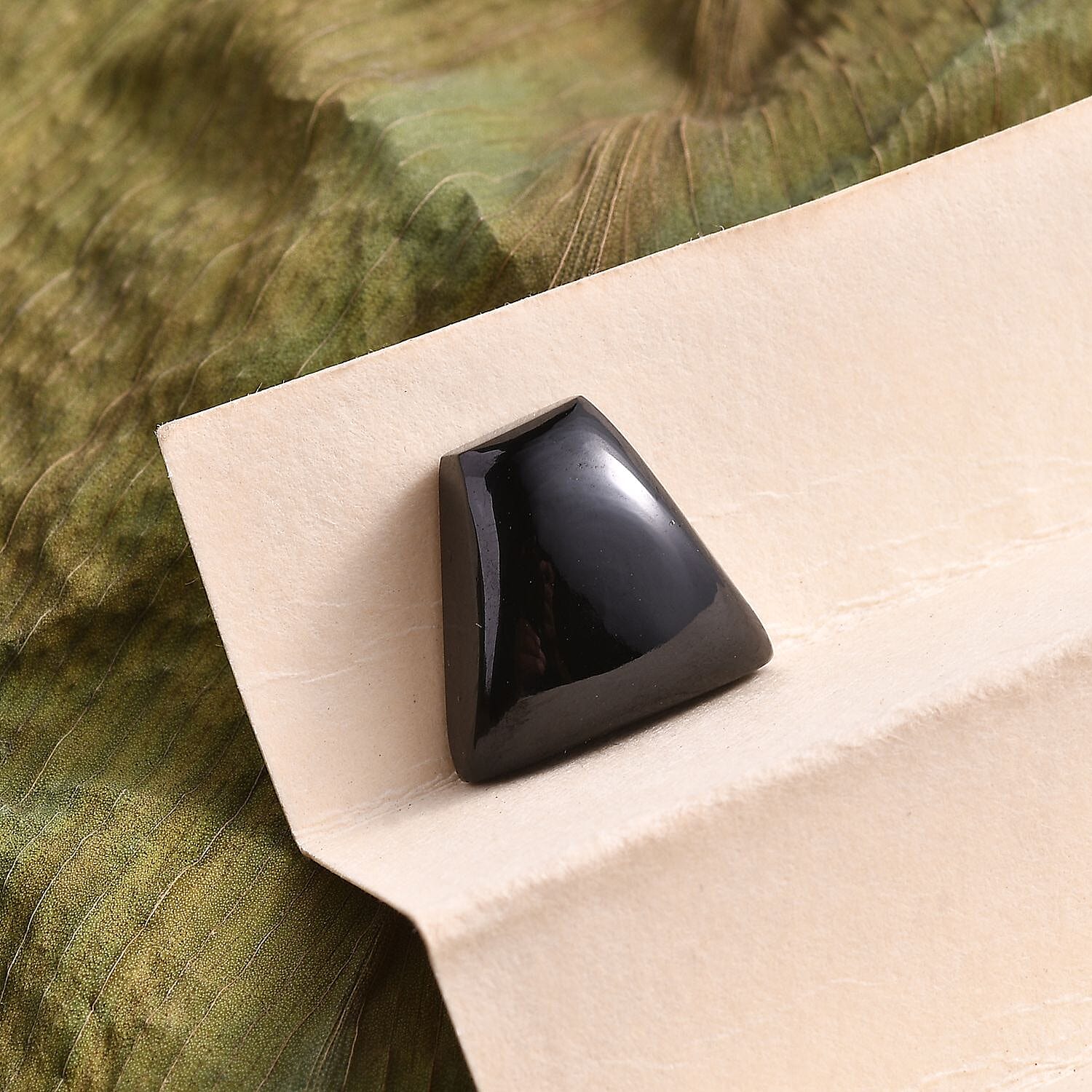 Black Spinel Taper Baguette 14x13x7 mm