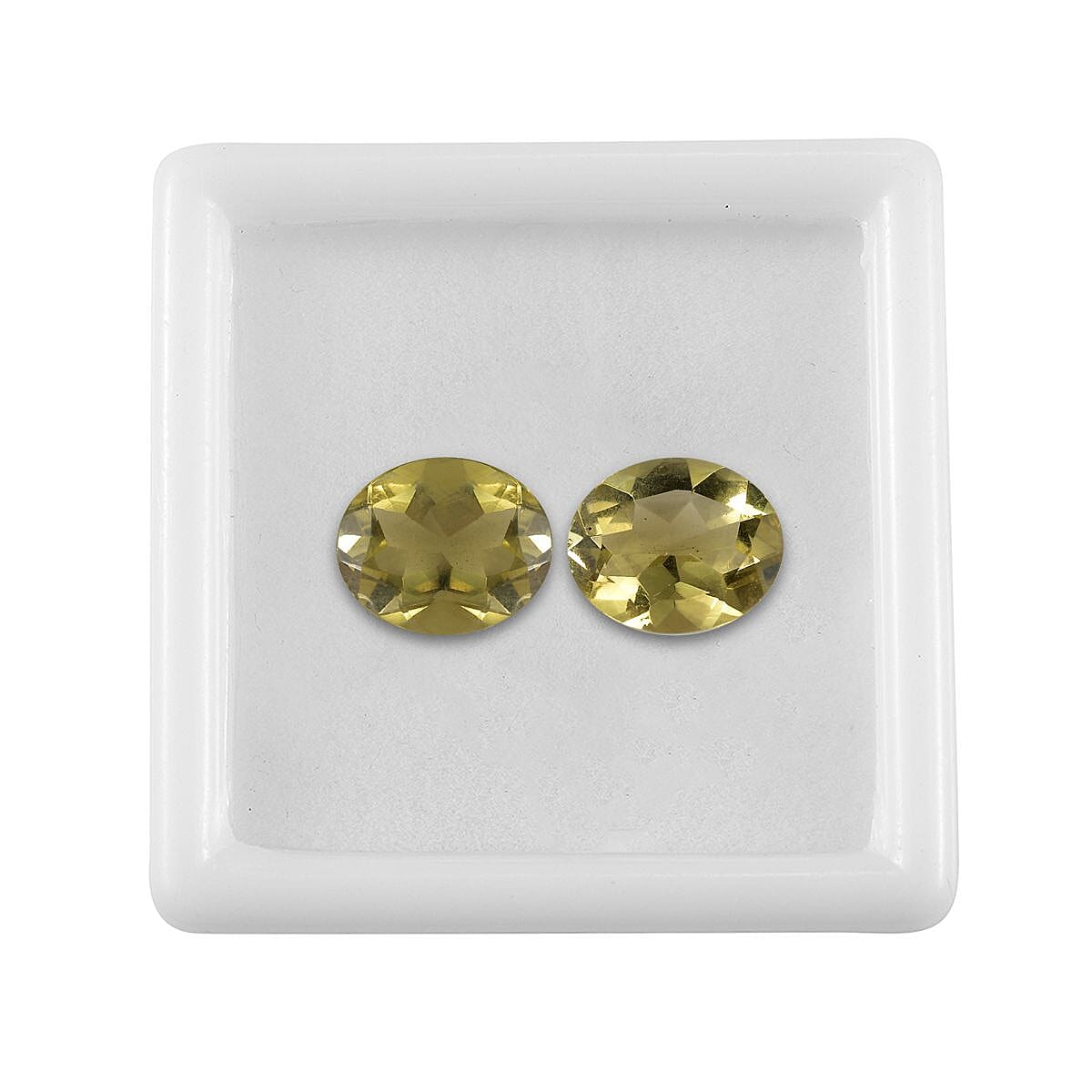 Green Gold Quartz Oval 11x9 mm