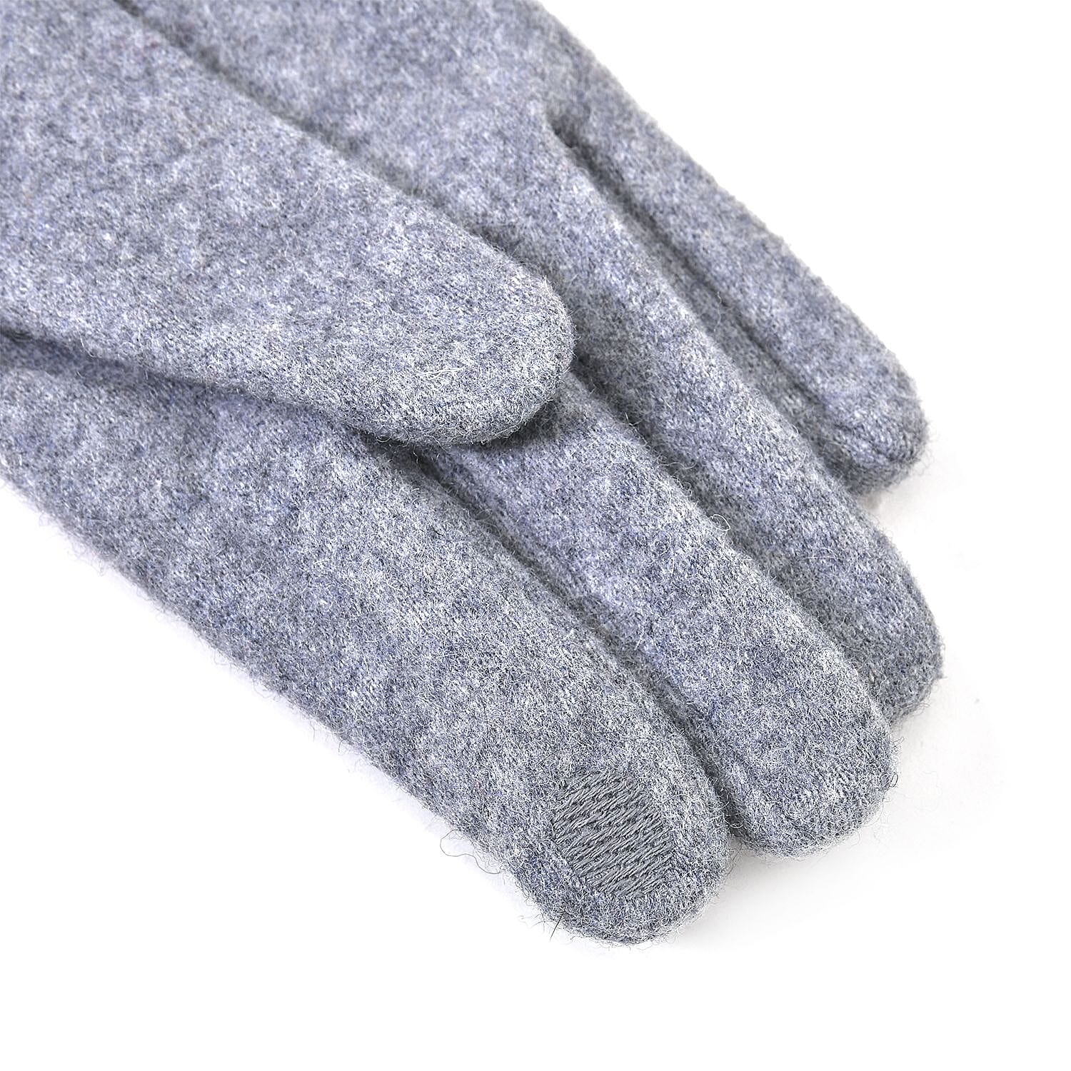 Luxury Cashmere Wool Gloves With Button Detailing and Fleece Lining - Grey