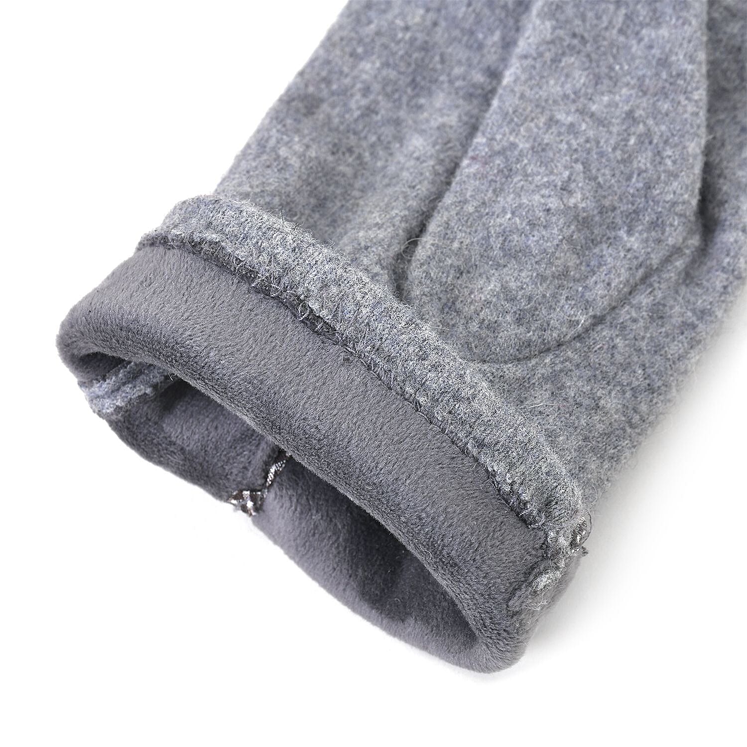 Luxury Cashmere Wool Gloves With Button Detailing and Fleece Lining - Grey
