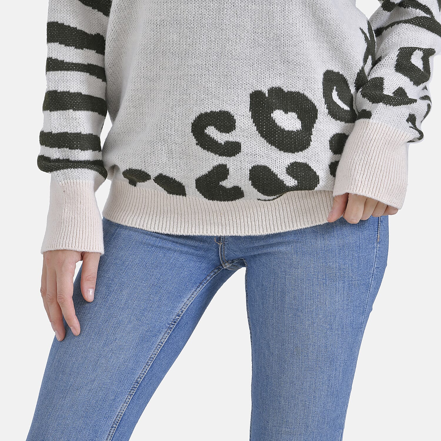 La Marey R-Neck Leopard Print Jumper La Marey R-Neck Leopard Print Jumper