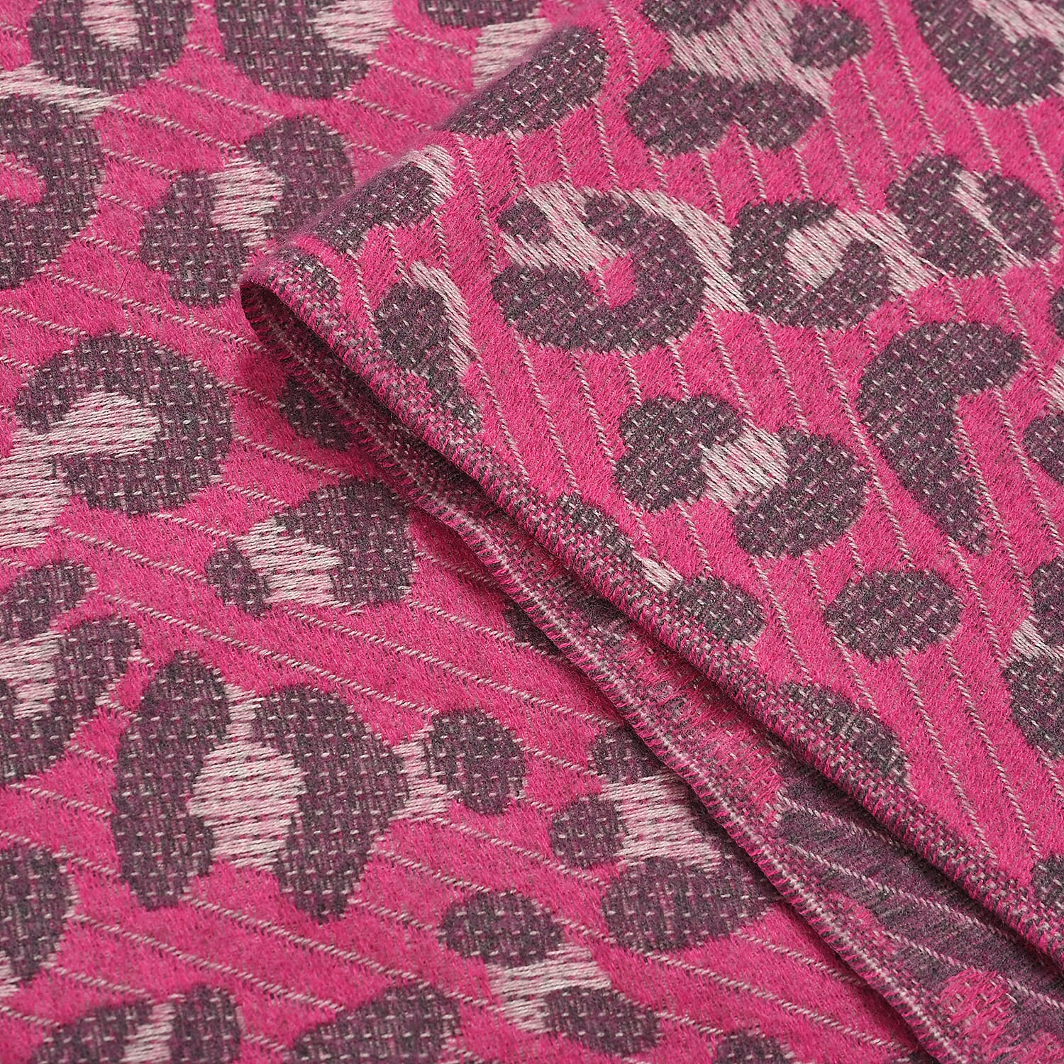 Closeout Deal Super Soft Leopard Print Shawl - Pink Closeout Deal Super Soft Leopard Print Shawl - Pink