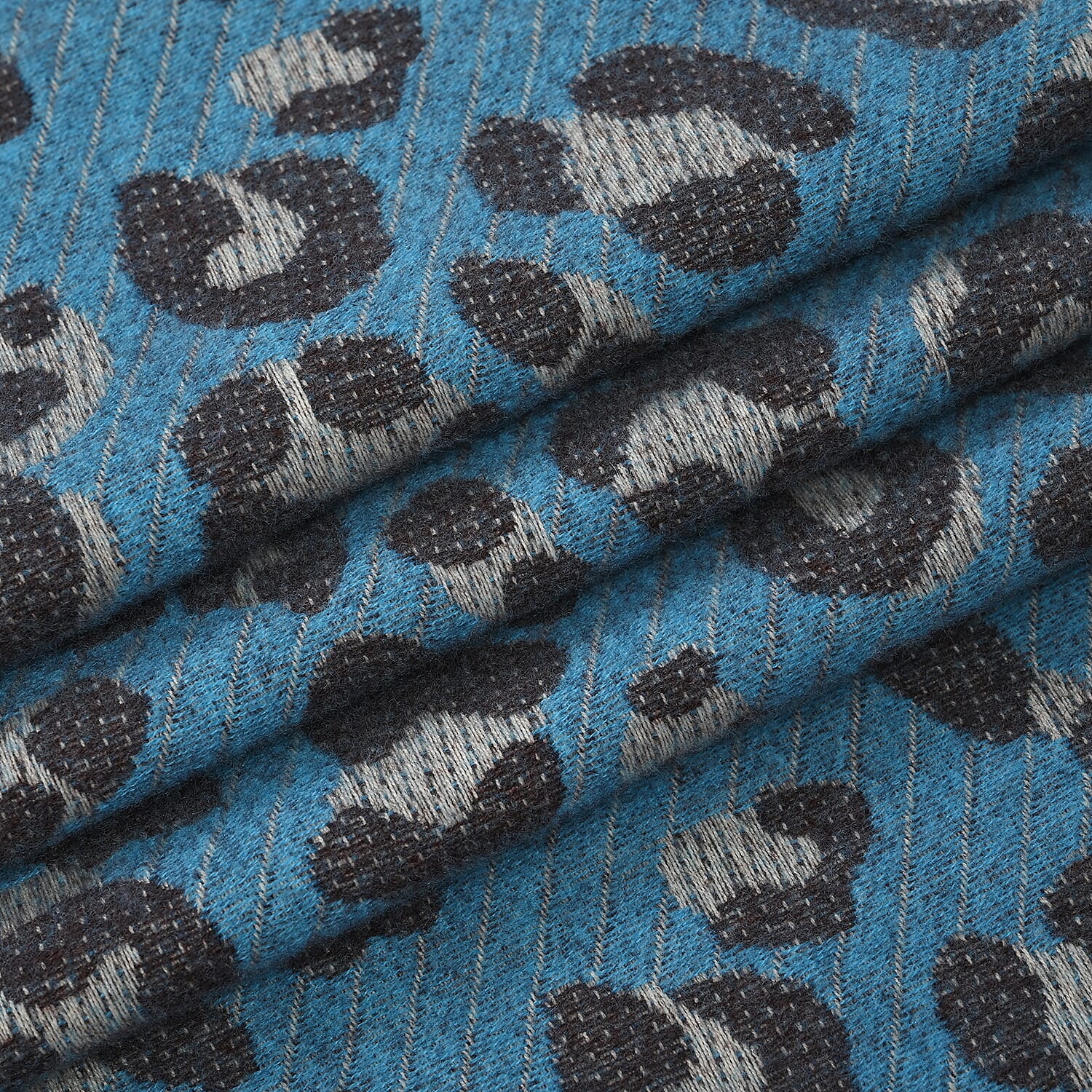 Closeout Deal Super Soft Leopard Print Shawl - Blue