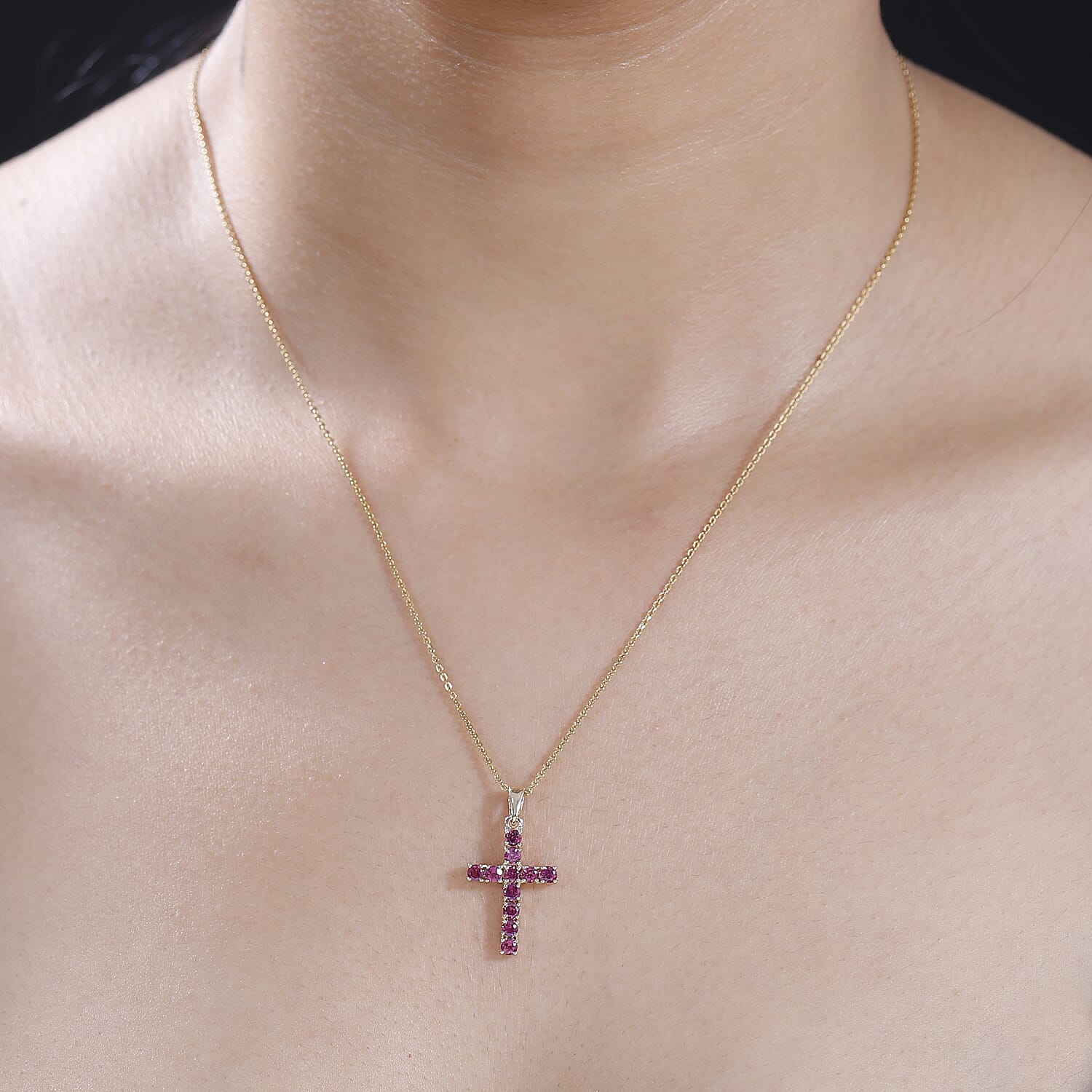 9K Yellow Gold AA  Rhodolite Garnet Pendant, Gold Wt. 0.89 Gms 1.023  Ct.