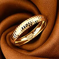 Royal Bali Collection - 9K Yellow Gold Diamond Cut Band Ring