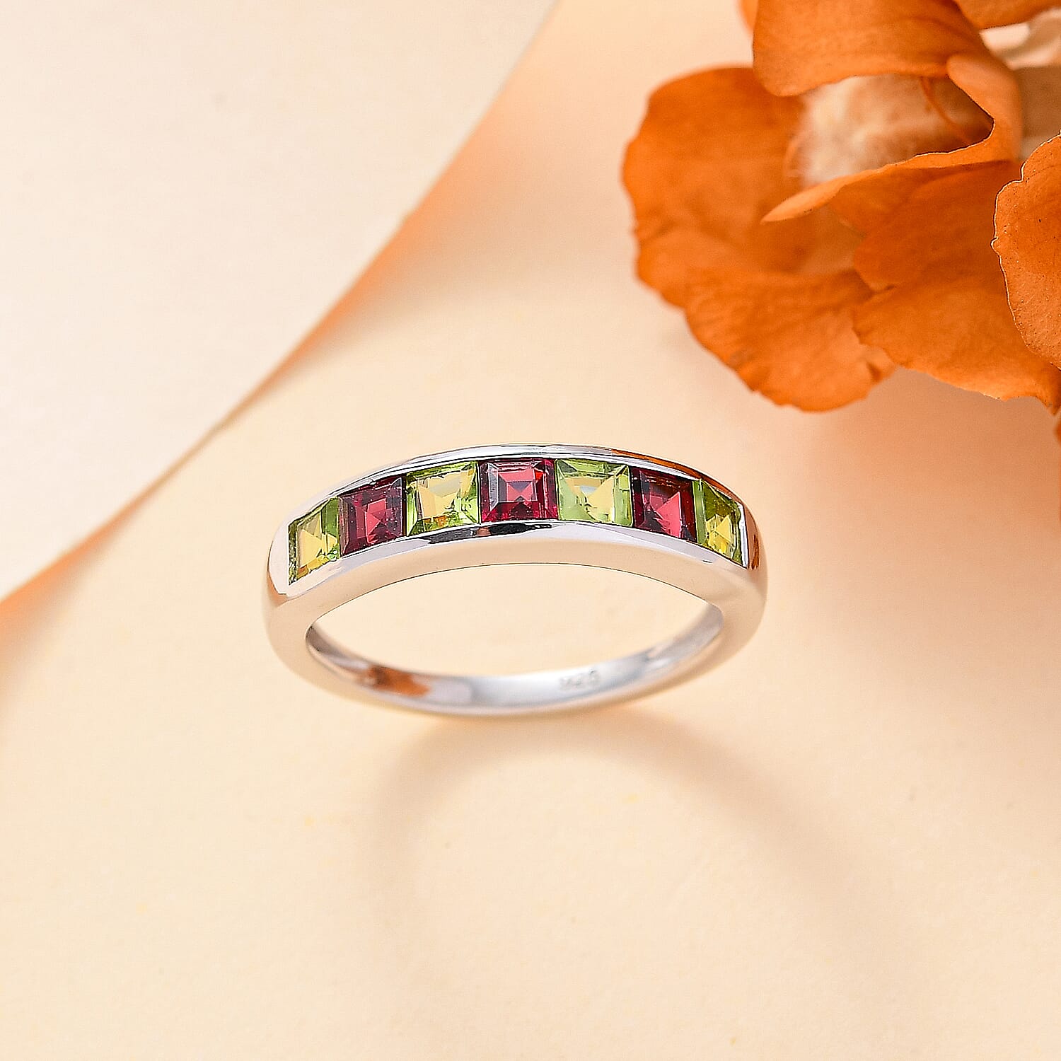 Peridot ,  Rhodolite Garnet  Ring in Platinum Overlay Sterling Silver 1.54 ct