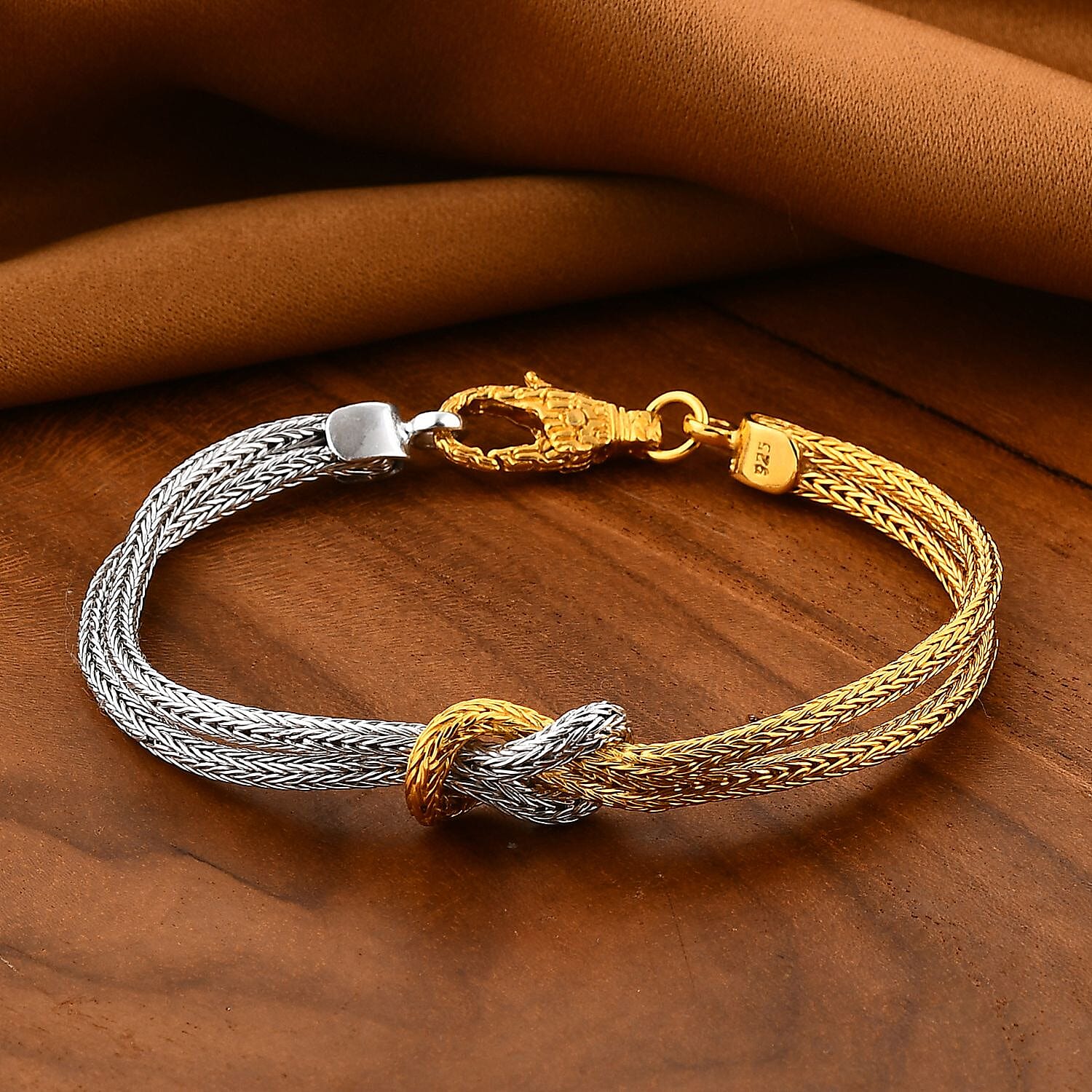 CYBER MONDAY EXCLUSIVE - ROYAL BALI - Designer Inspiration - Two Tone overlay Sterling Silver Knot Bracelet (Size - 7.5) Silver Wt. 14.09 Gms