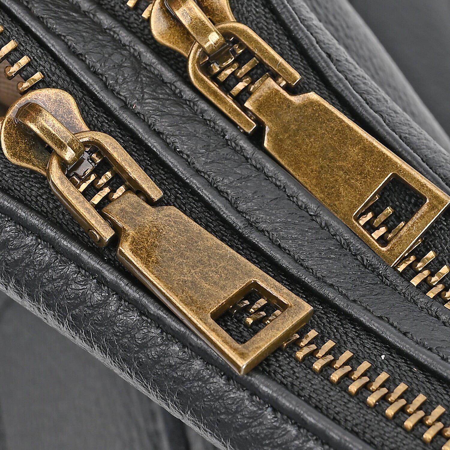 Italy Retro Noble Collection - Genuine Leather Crossbody Bag 