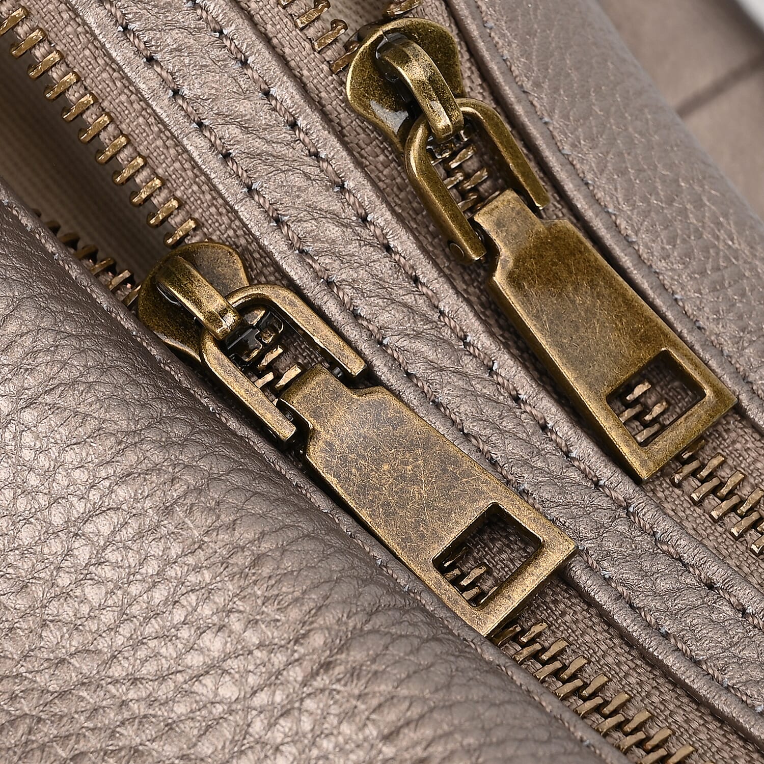 Genuine Leather Sumptuous Crossbody Bag - Bronze