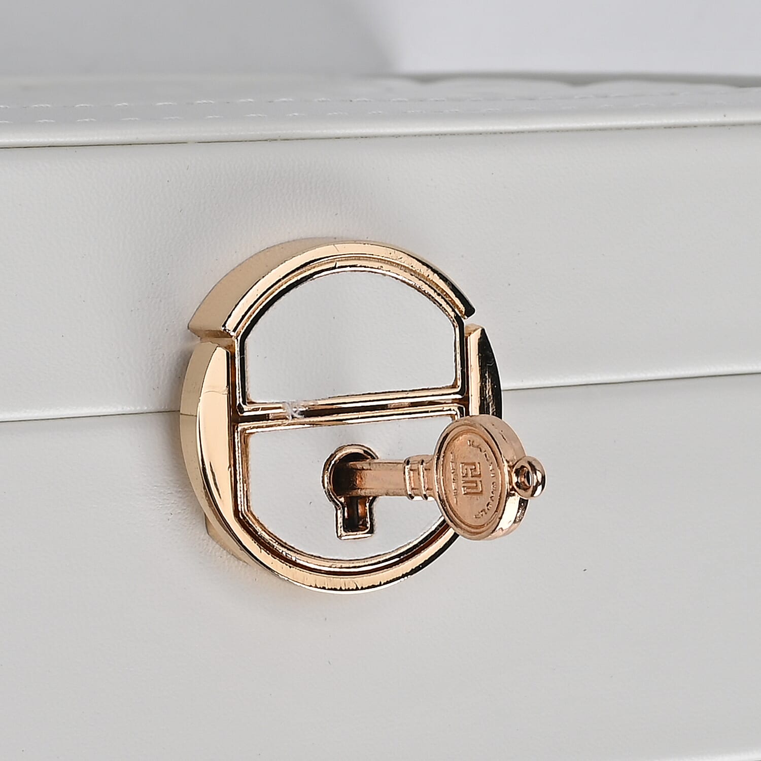 3 Layer Quilted Jewellery Box With Lock & Key - White