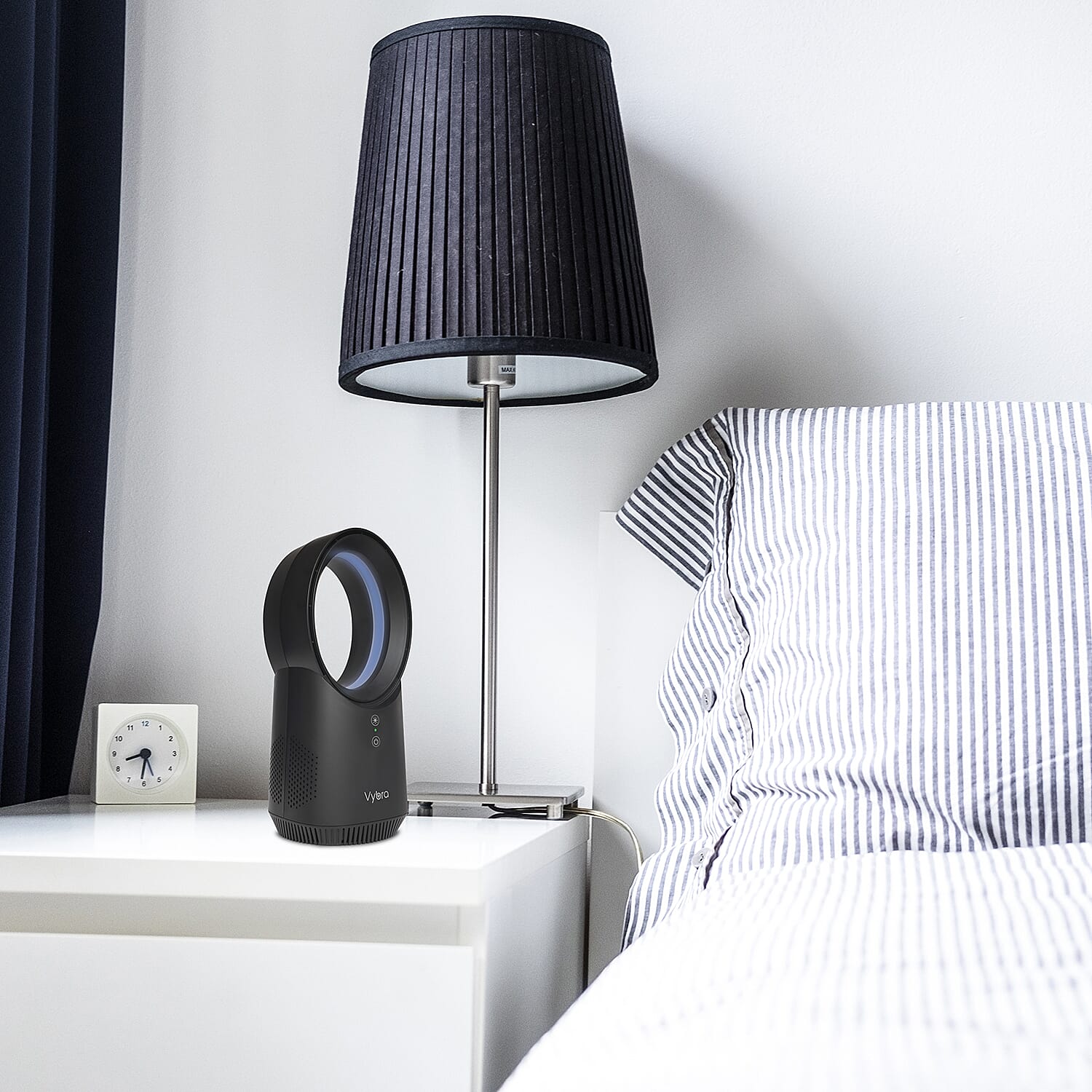 VYBRA Bladeless Rechargable Fan with Ambient lighting - Black