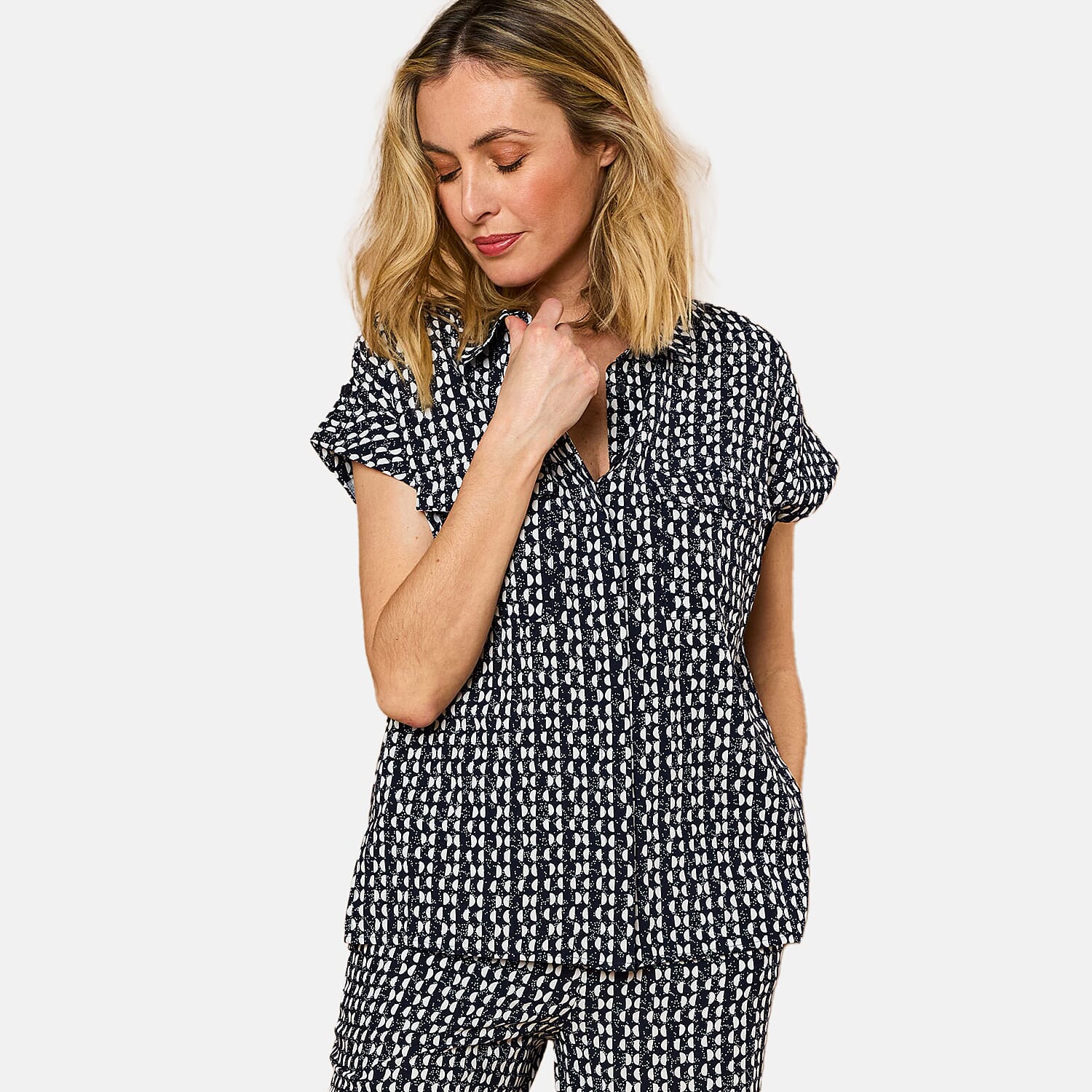 Emreco 100% Viscose Roll Sleeve Relaxed Fit Geo Print Blouse (Size 12) - Navy Cream