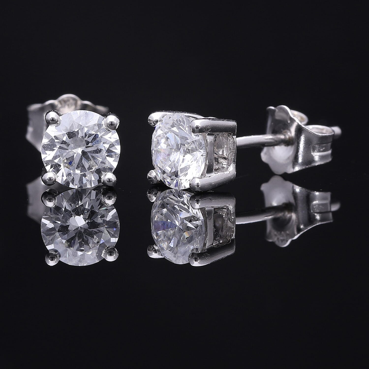 Luxuriant - 950 Platinum Lab Grown Diamond SGL Certified (VS-GH) Earring with Screw Back 1.00 Ct.